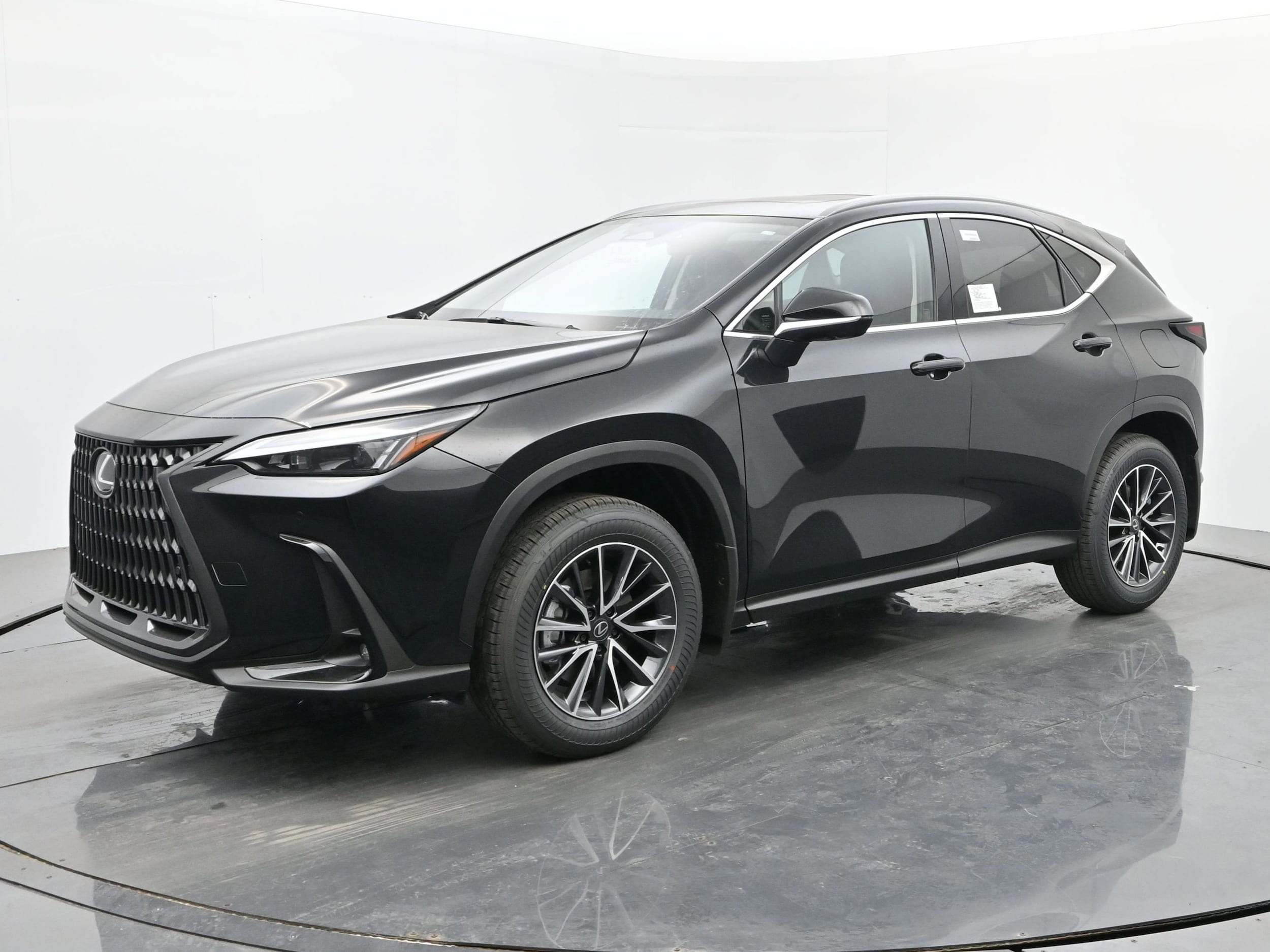 2026 Lexus NX 450h+ 450h+ Premium AWD's photo