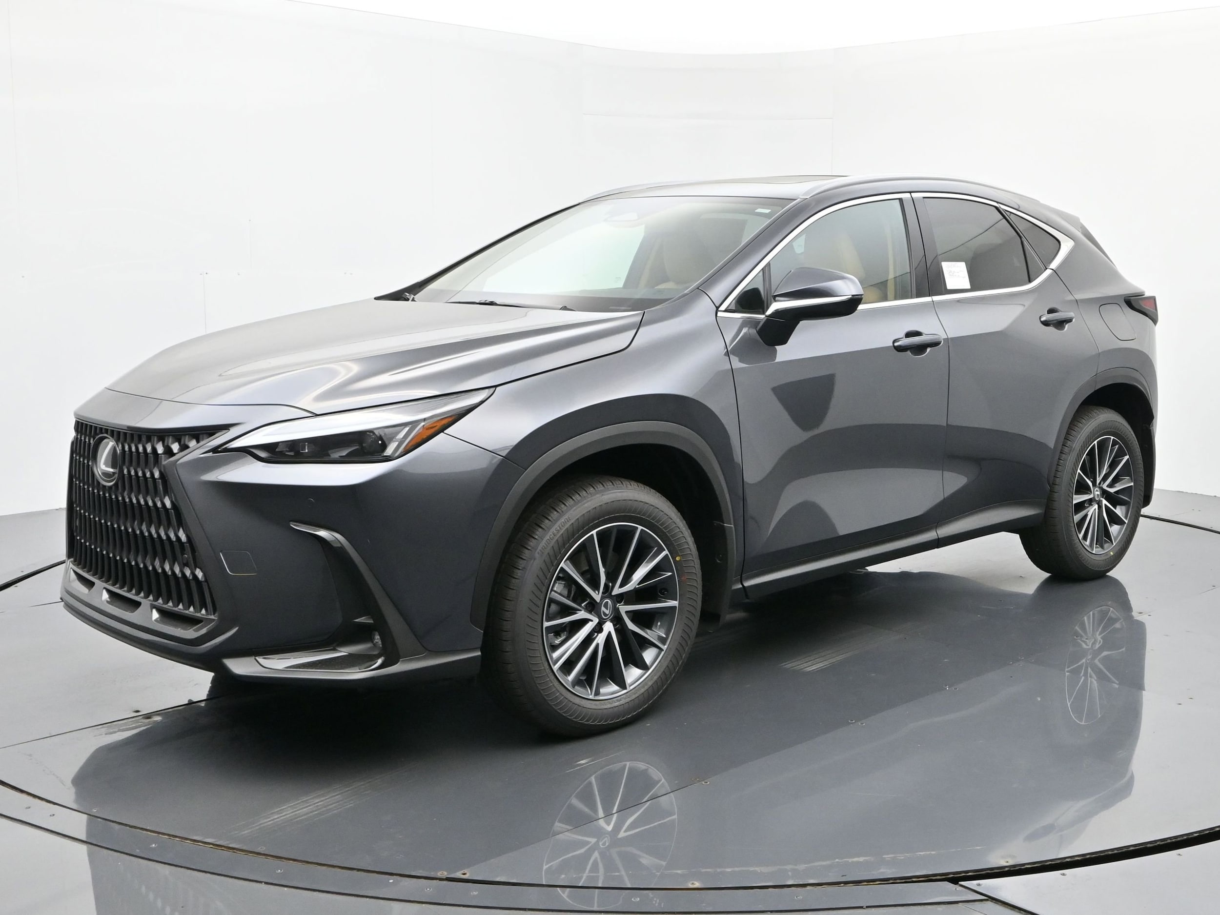 2026 Lexus NX 350's photo