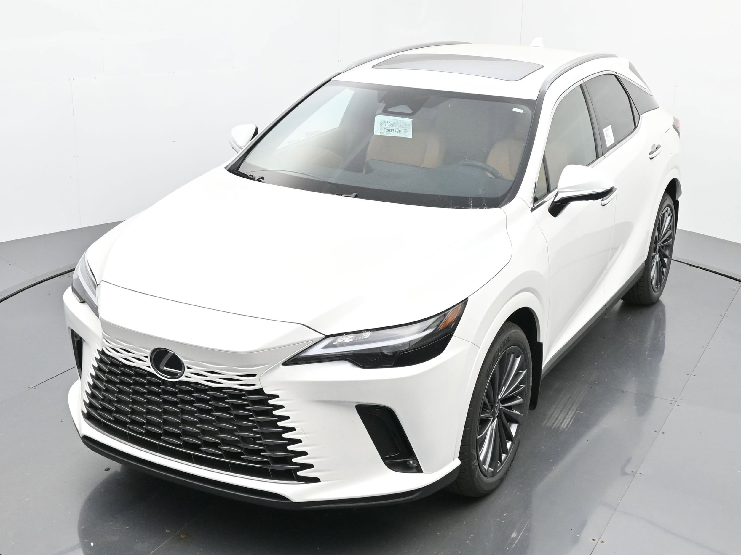 2026 Lexus RX 450h+ Premium - Photo 23