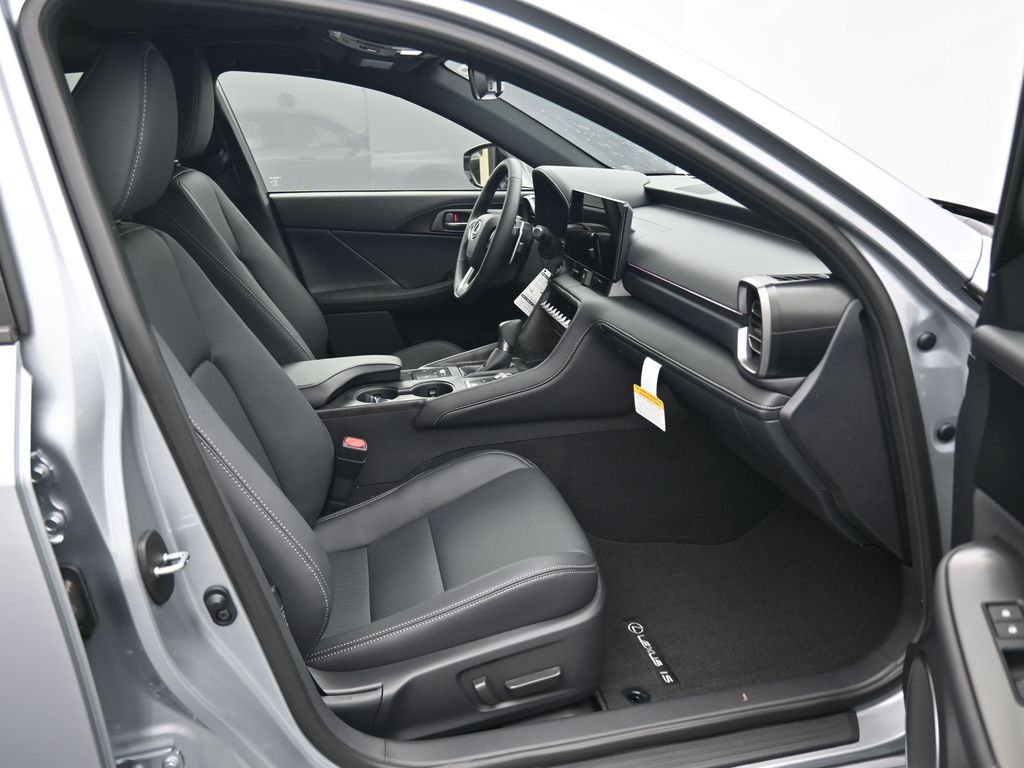 2026 Lexus IS 350 F SPORT DESIGN - Photo 13