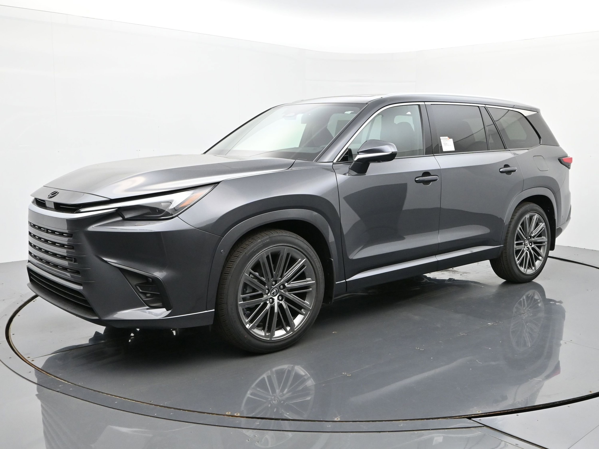 2025 Lexus TX Luxury's photo