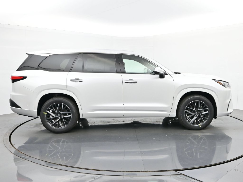 2026 Lexus TX 6