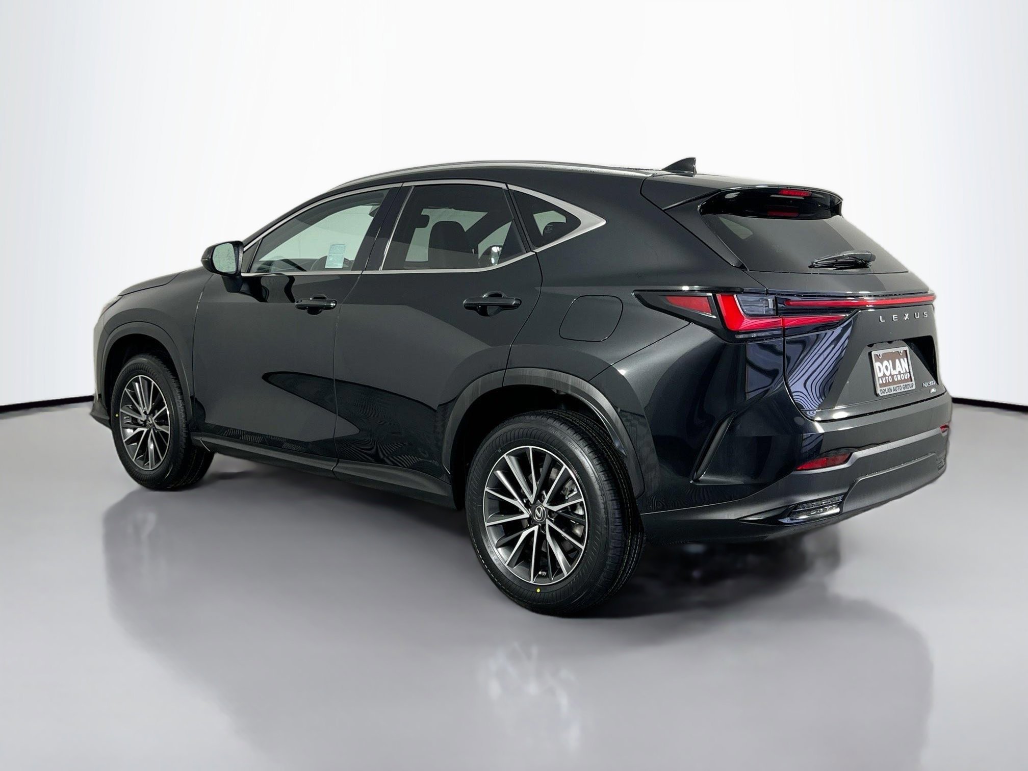 2022 Lexus NX 350 photo 3