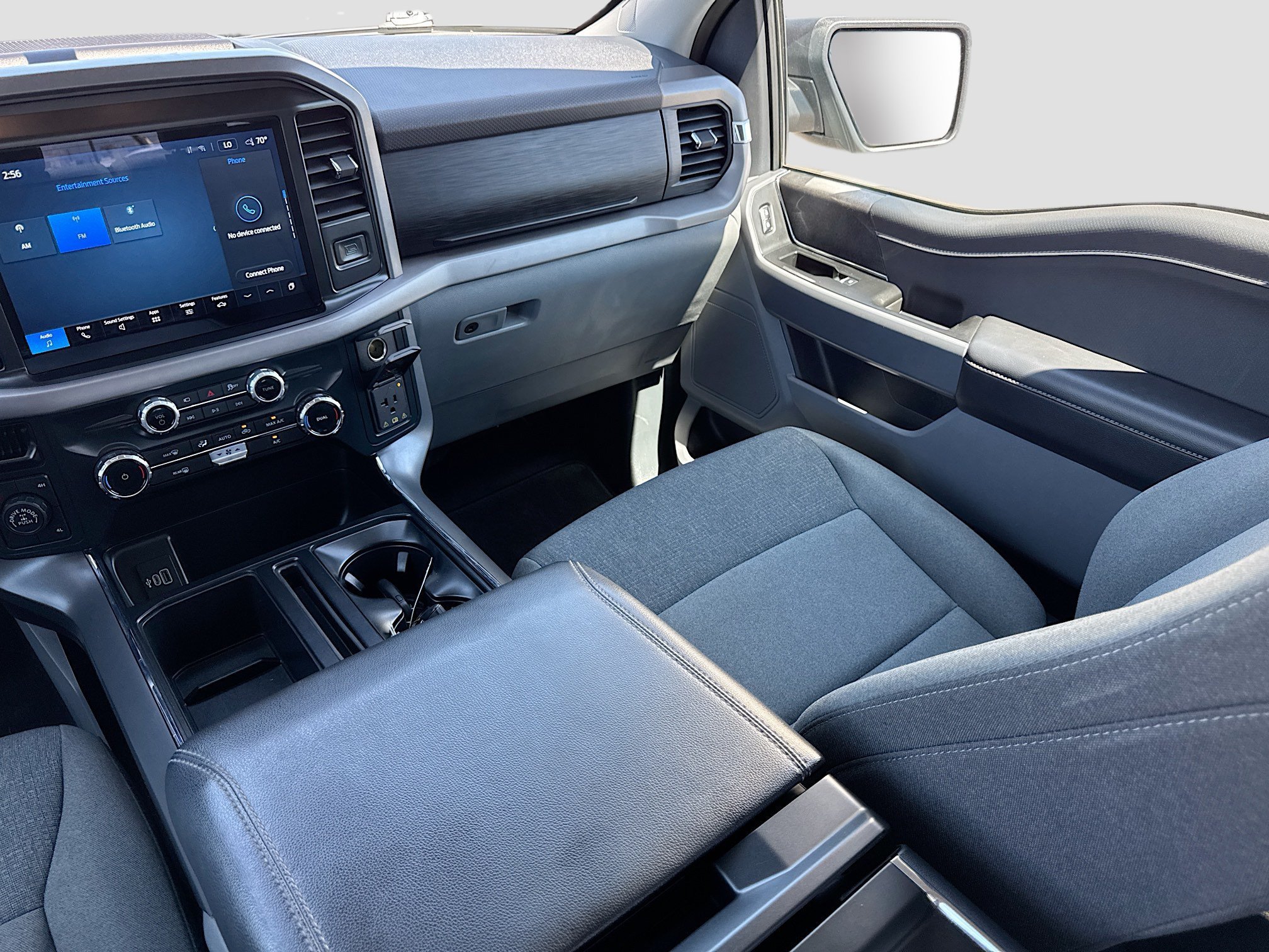 2025 Ford F-150 XLT - Photo 14