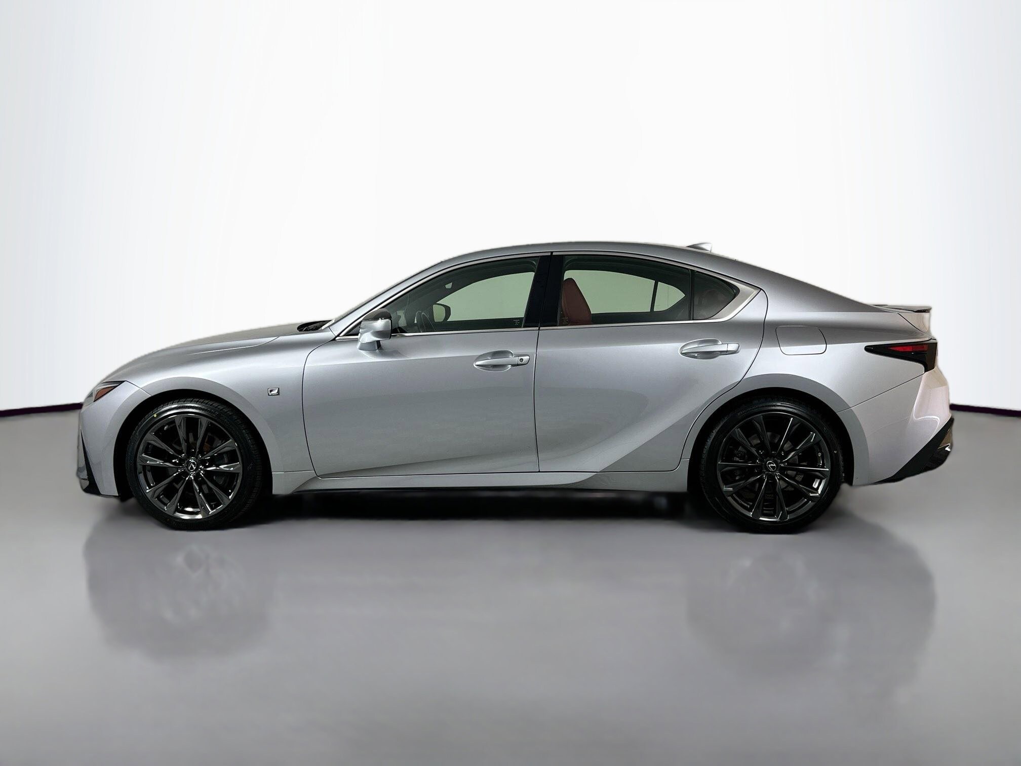 2022 Lexus IS 350 F SPORT photo 3