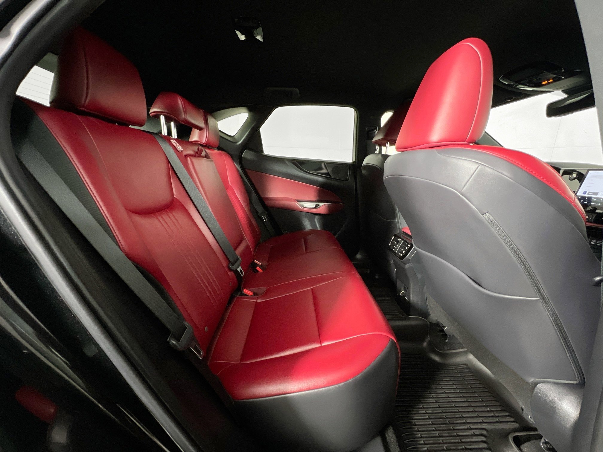 2022 Lexus NX 350 - Photo 28