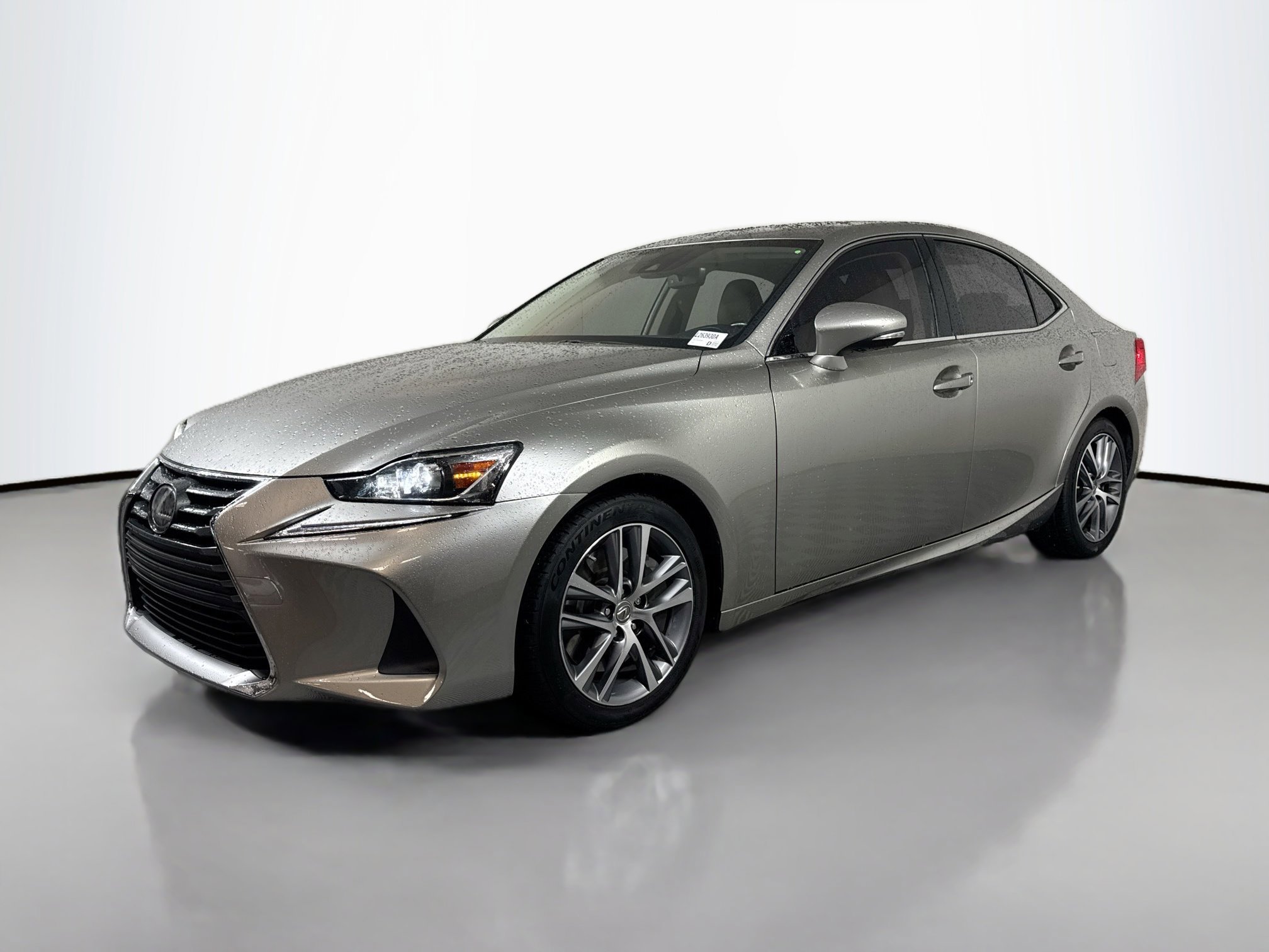 2019 Lexus IS 300 photo 4