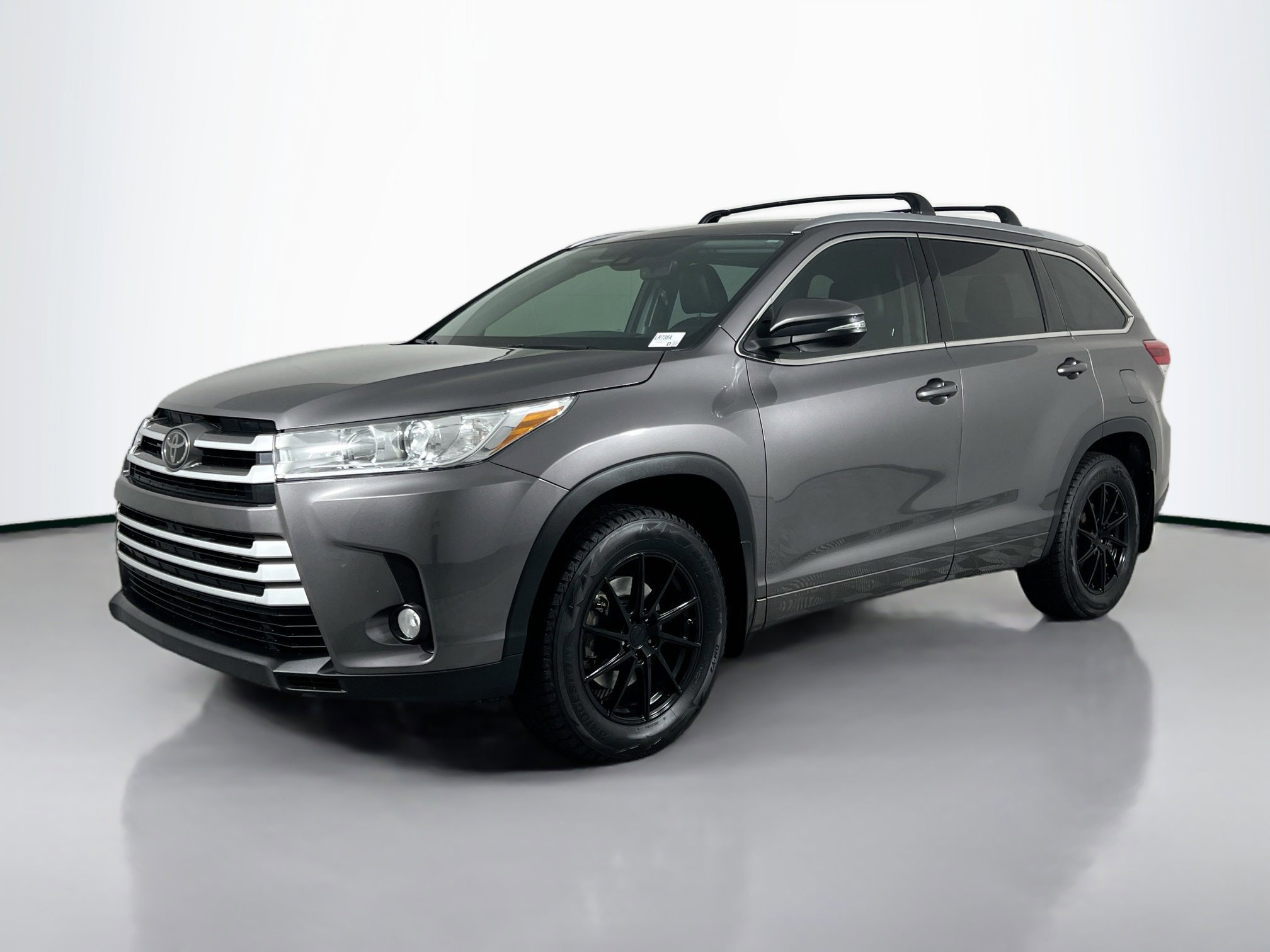 2018 Toyota Highlander SE photo 3