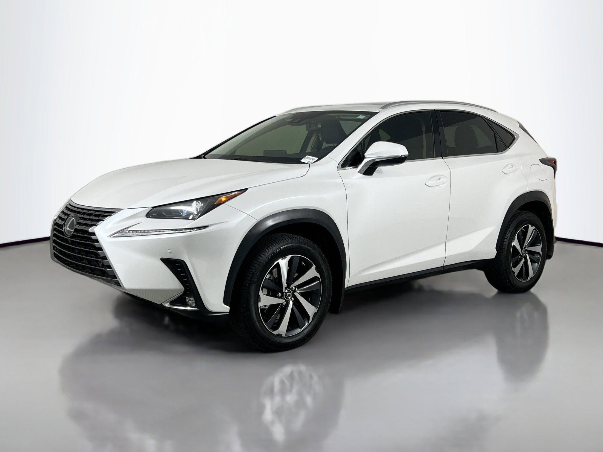 2021 Lexus NX 300 photo 2