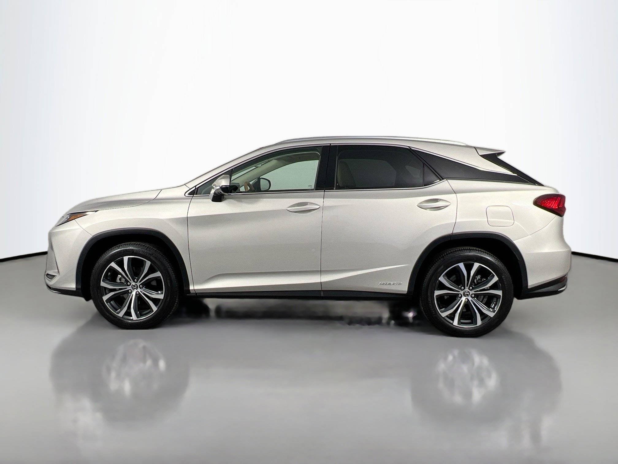 2020 Lexus RX 450h Premium photo 2