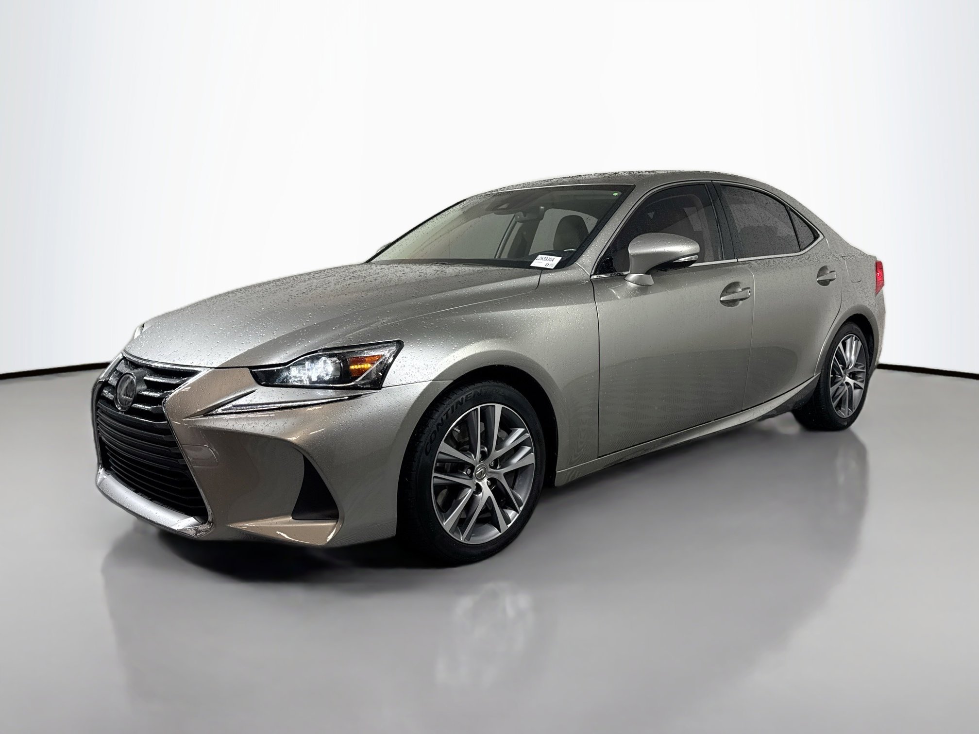 2019 Lexus IS 300 photo 2