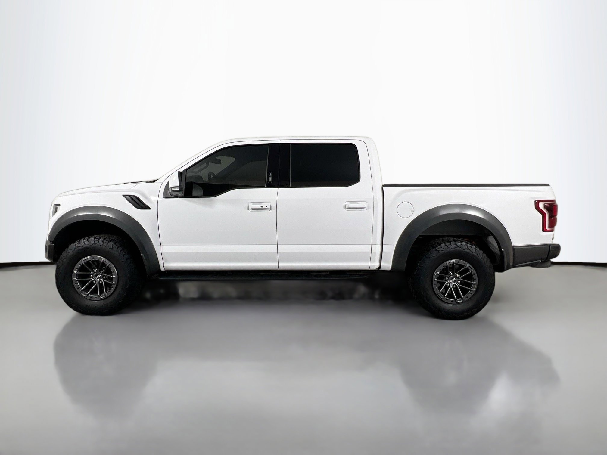2019 Ford F-150 Raptor photo 4