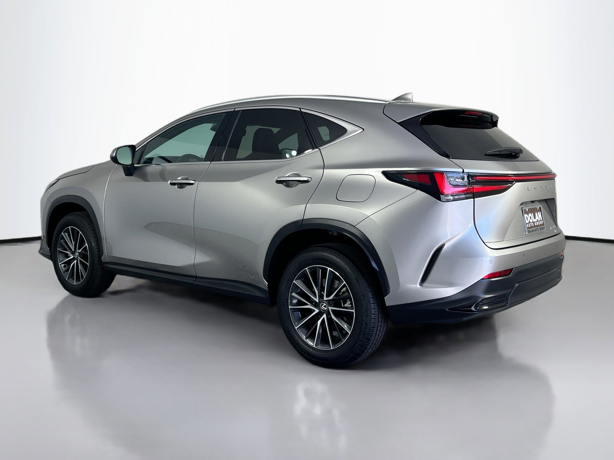2025 Lexus NX 350 Premium photo 3