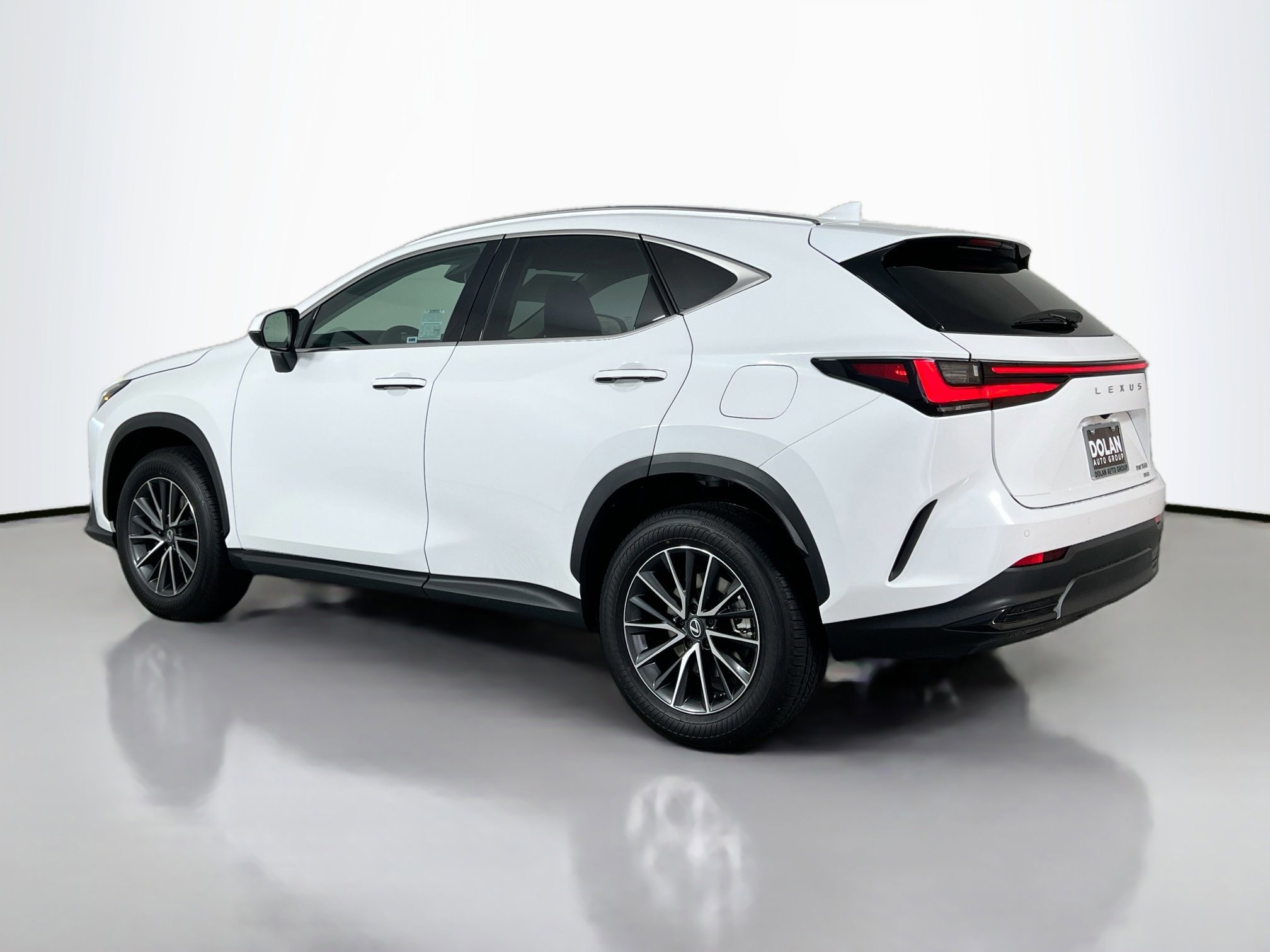 2026 Lexus NX 350 photo 3