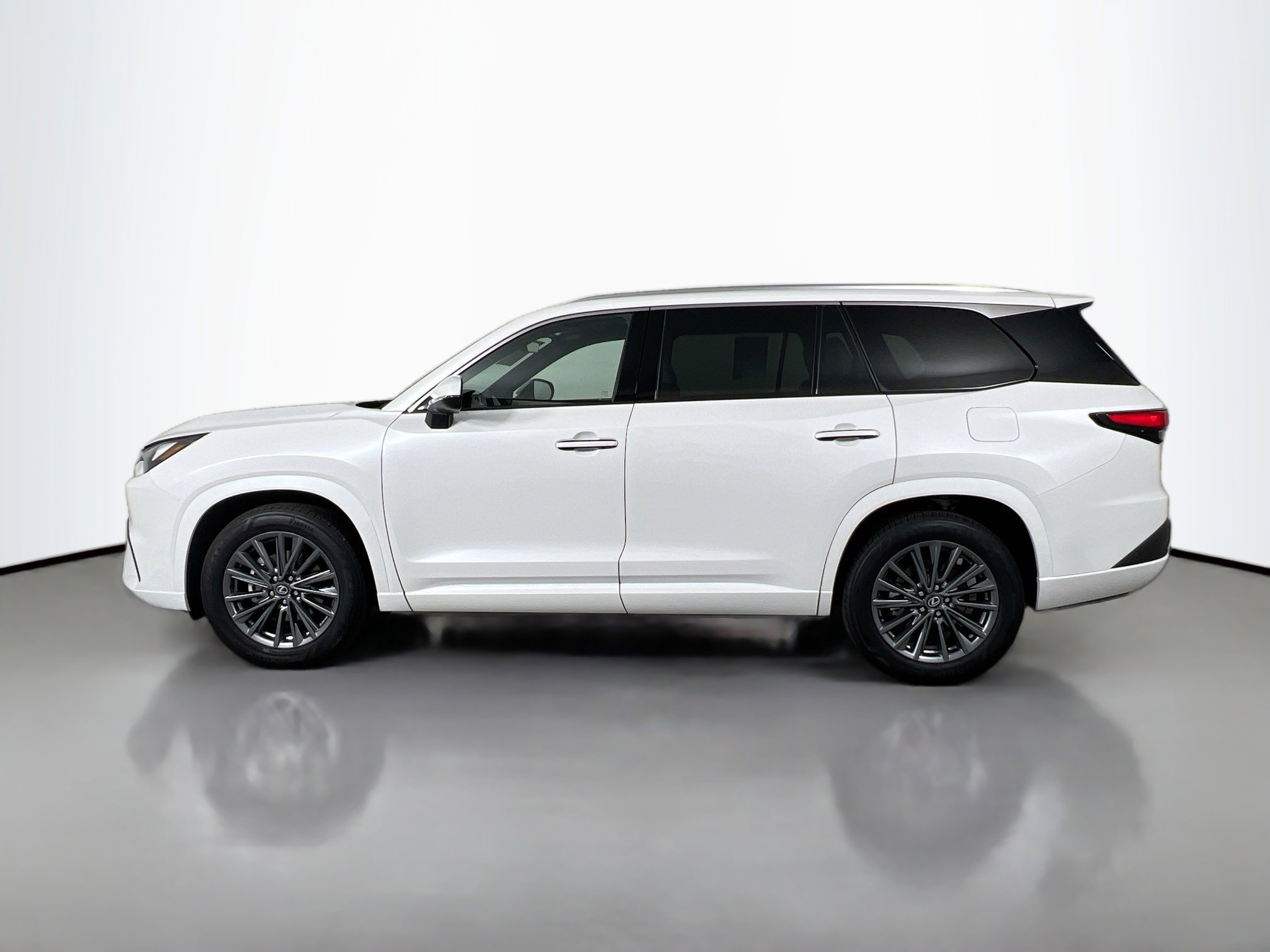 2026 Lexus TX 350 photo 3