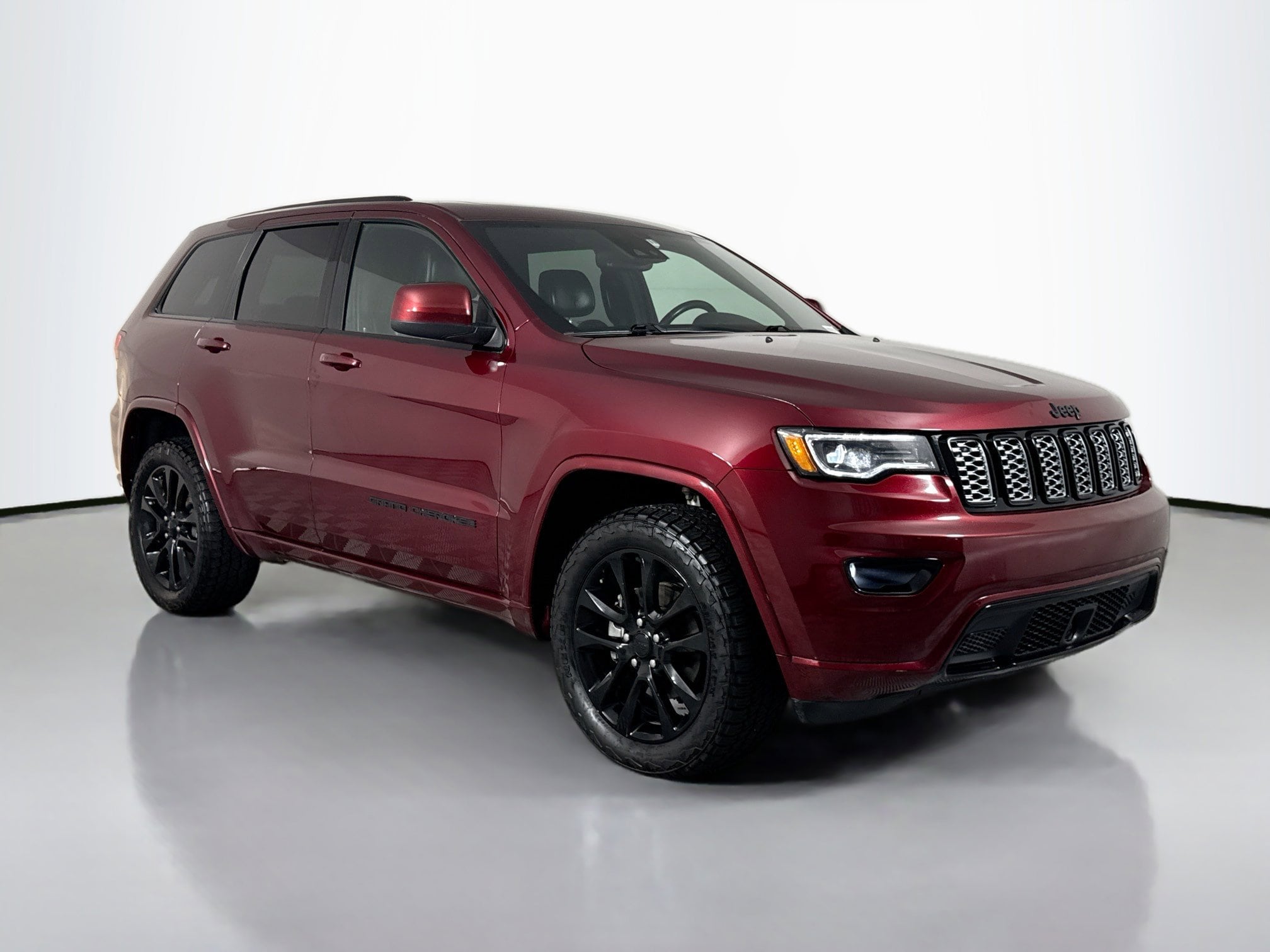 2020 Jeep Grand Cherokee Altitude 4WD's photo