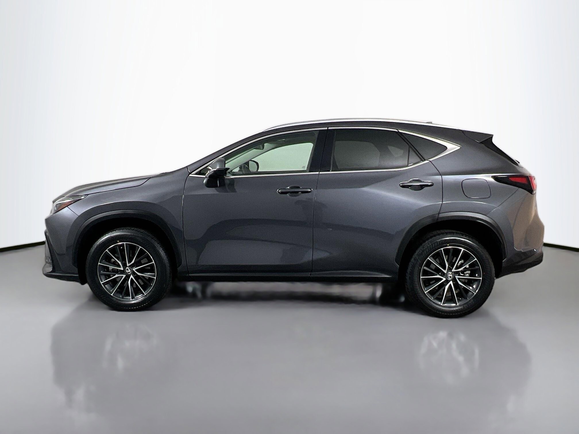 2024 Lexus NX 350 photo 2