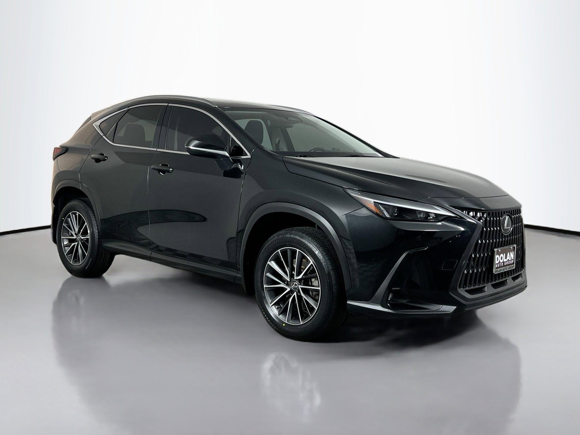 2023 Lexus NX 350's photo