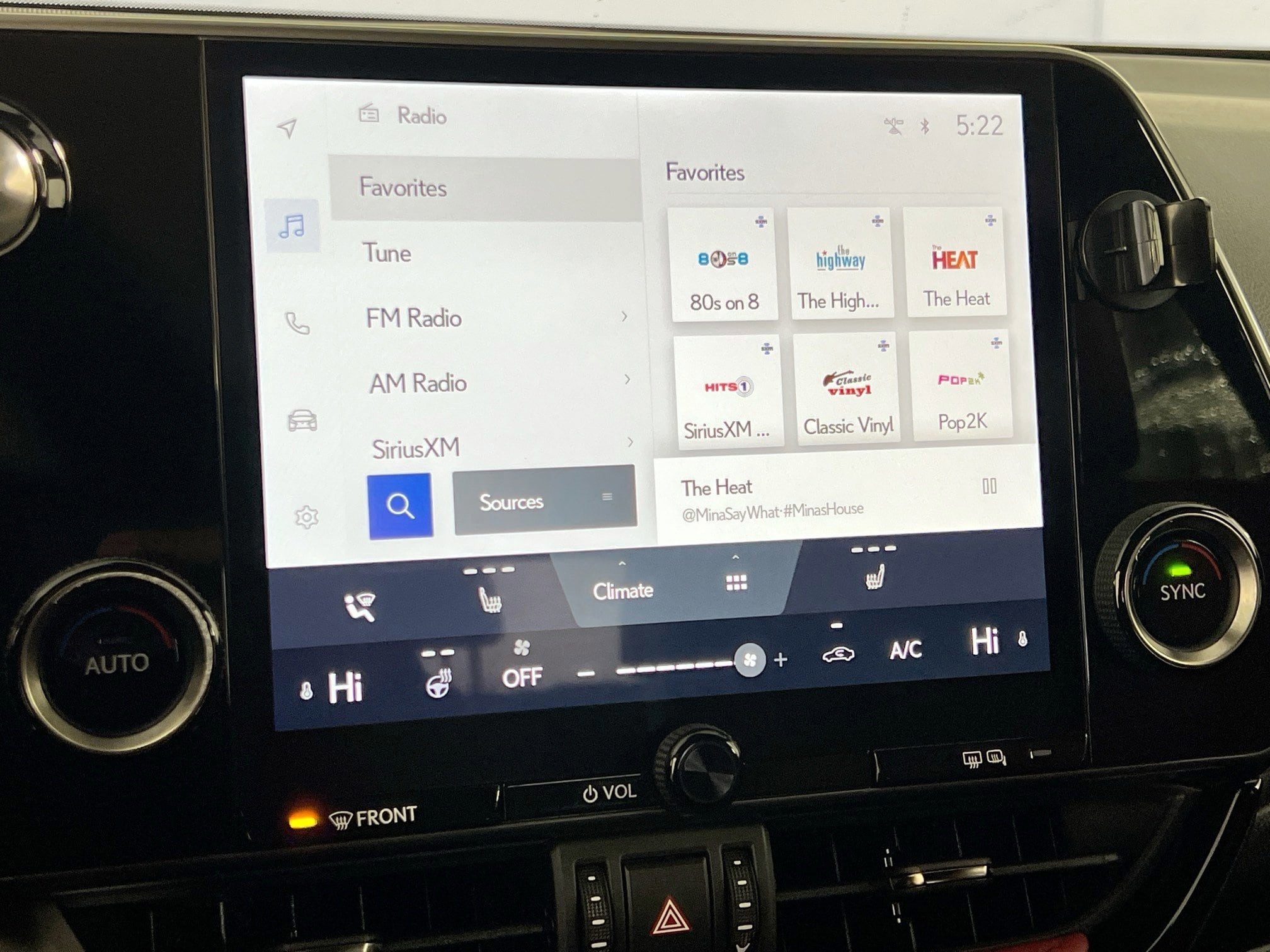 2022 Lexus NX 350 - Photo 15