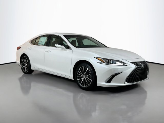 2025 Lexus ES 350's photo