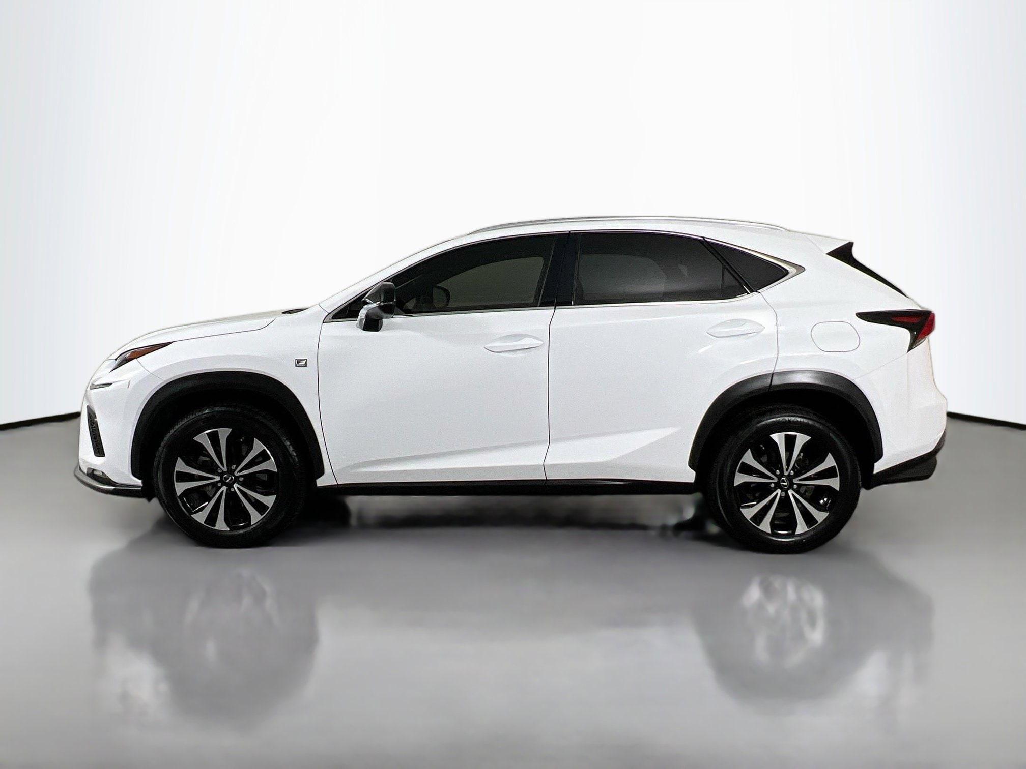 2021 Lexus NX 300 F SPORT photo 3