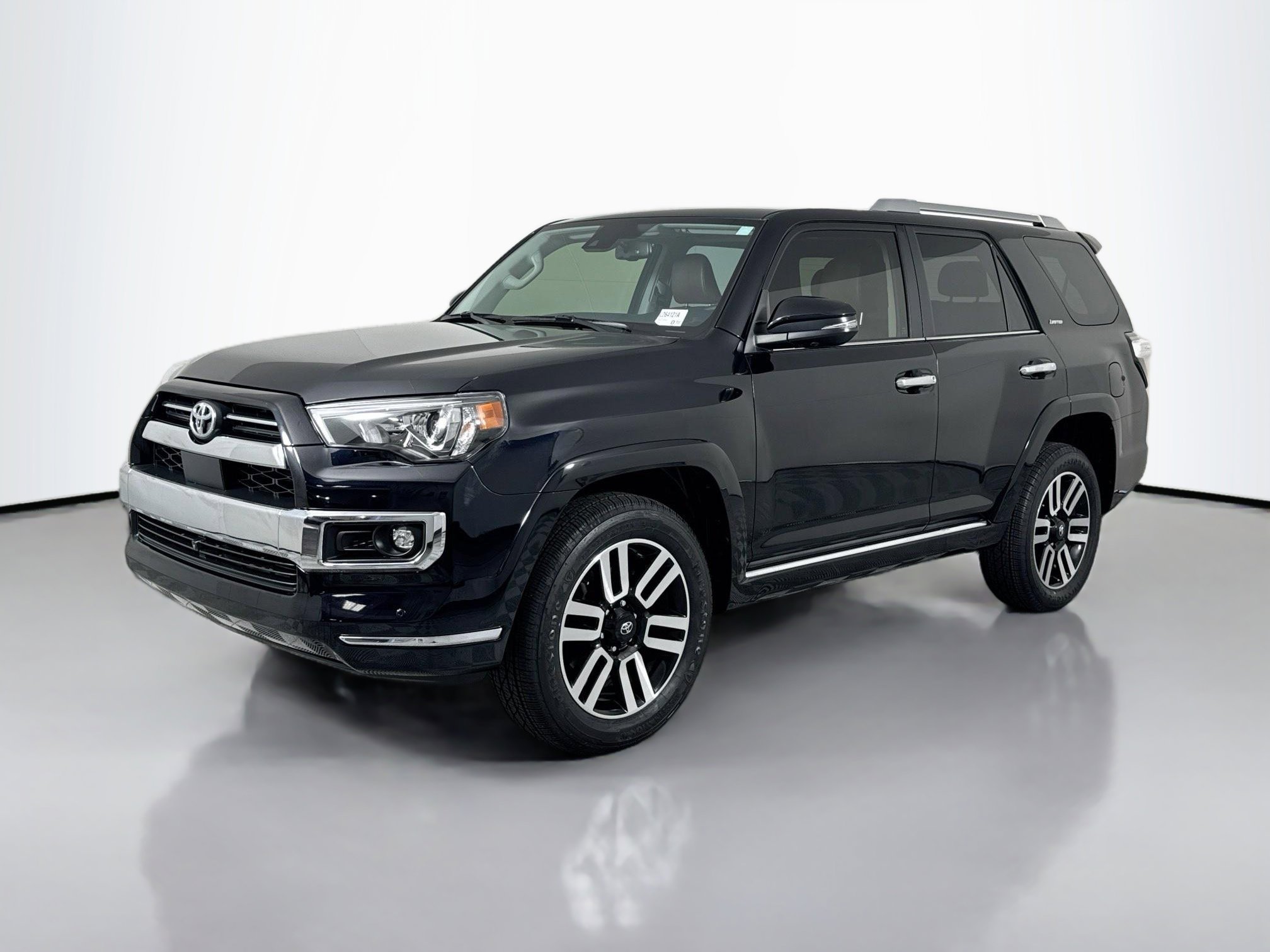 2022 Toyota 4Runner Limited photo 2