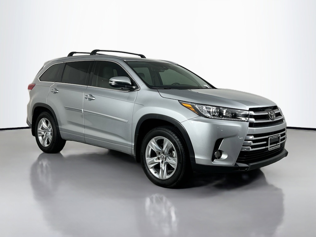 Used 2017 Toyota Highlander Limited SUV