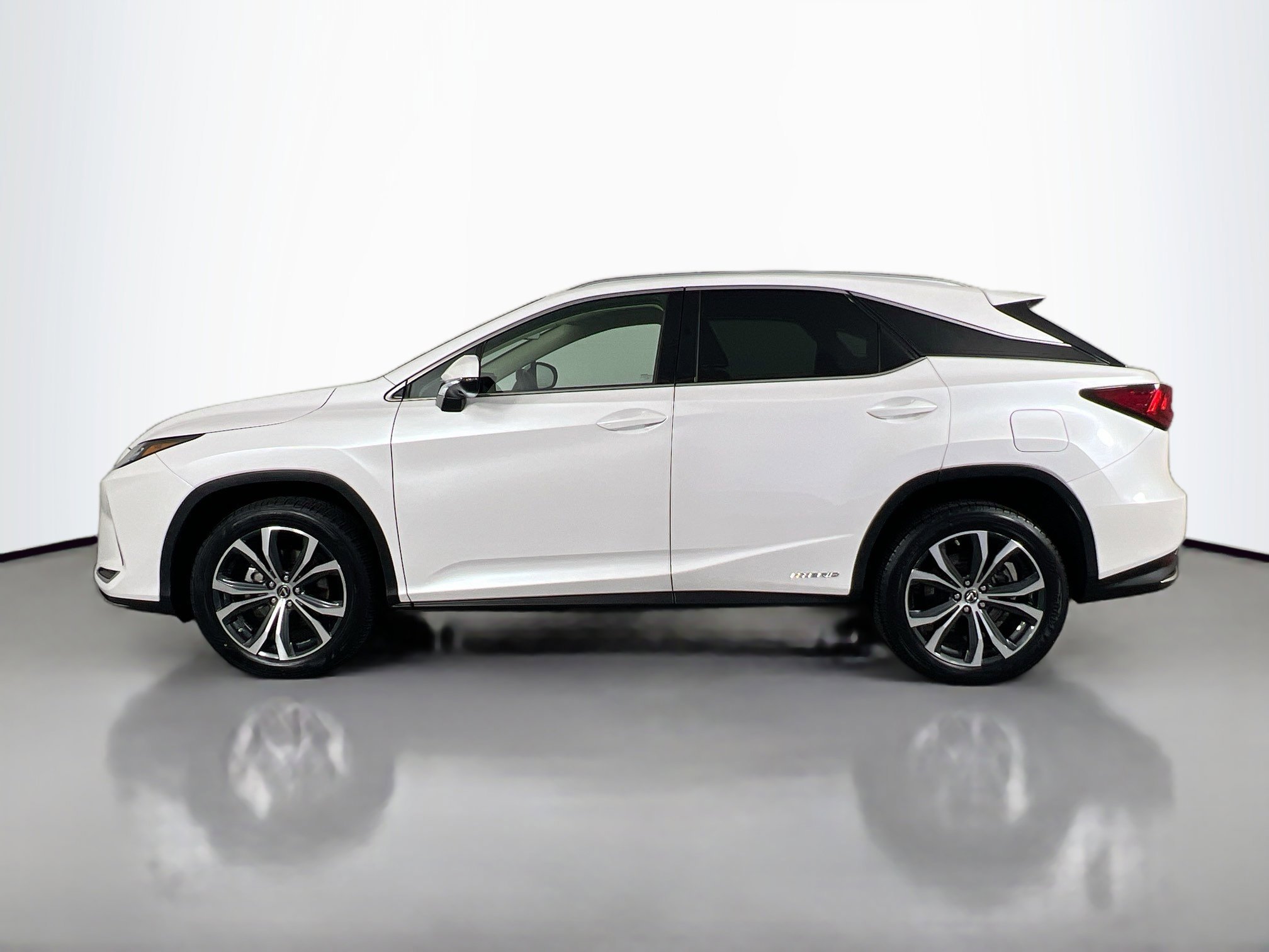 2022 Lexus RX 450h photo 2