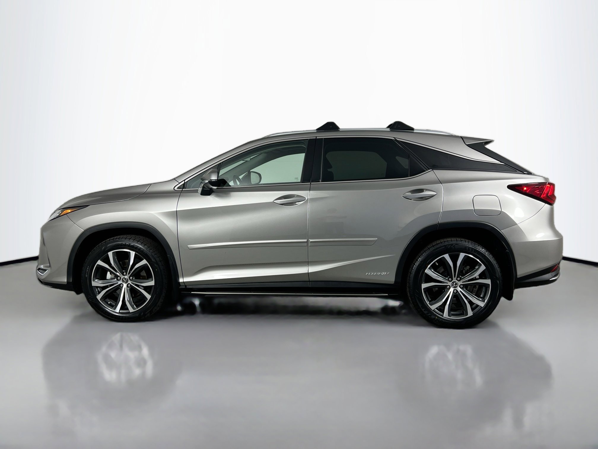 2022 Lexus RX 450h photo 2
