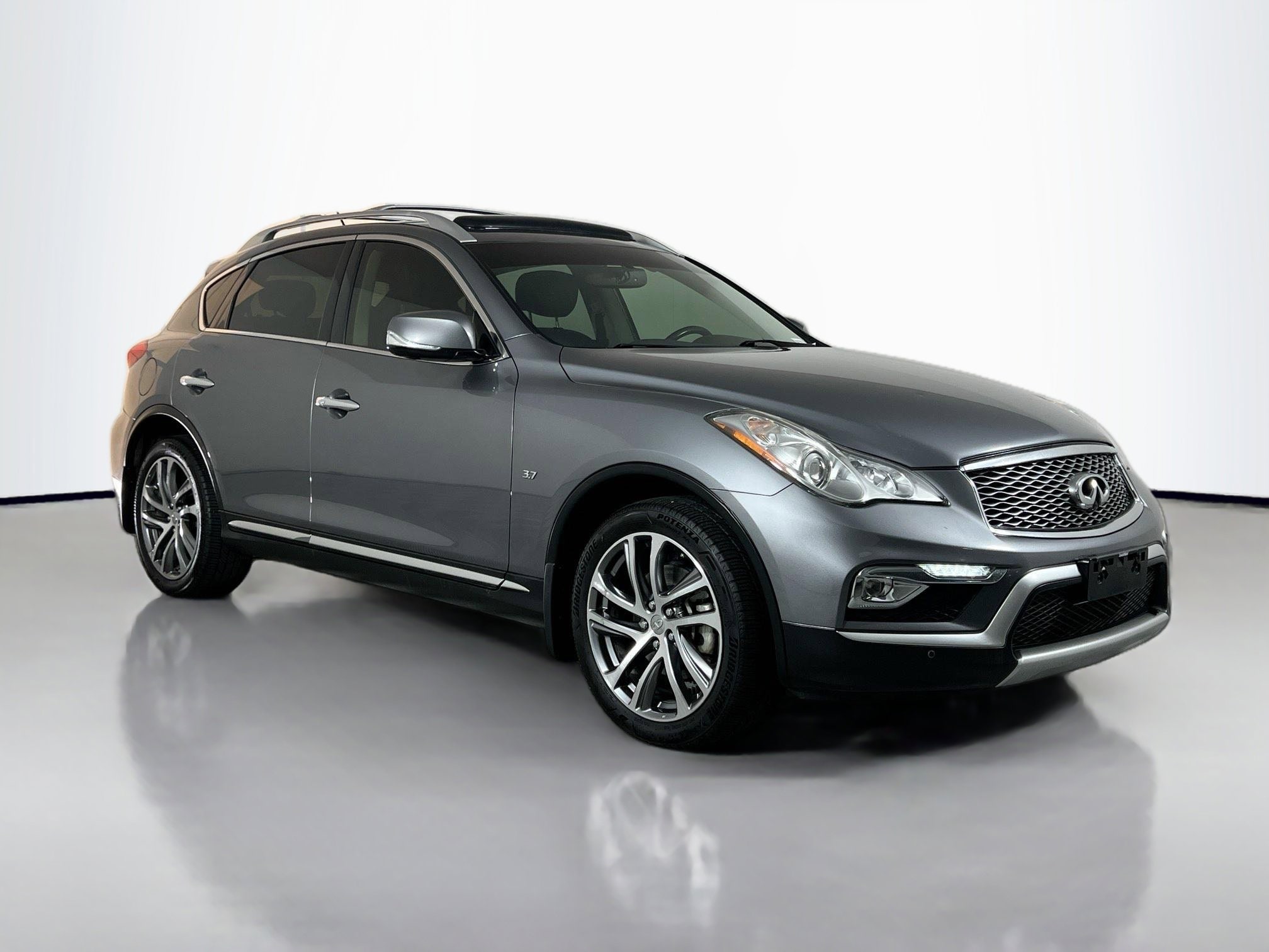 2017 INFINITI QX50 Base