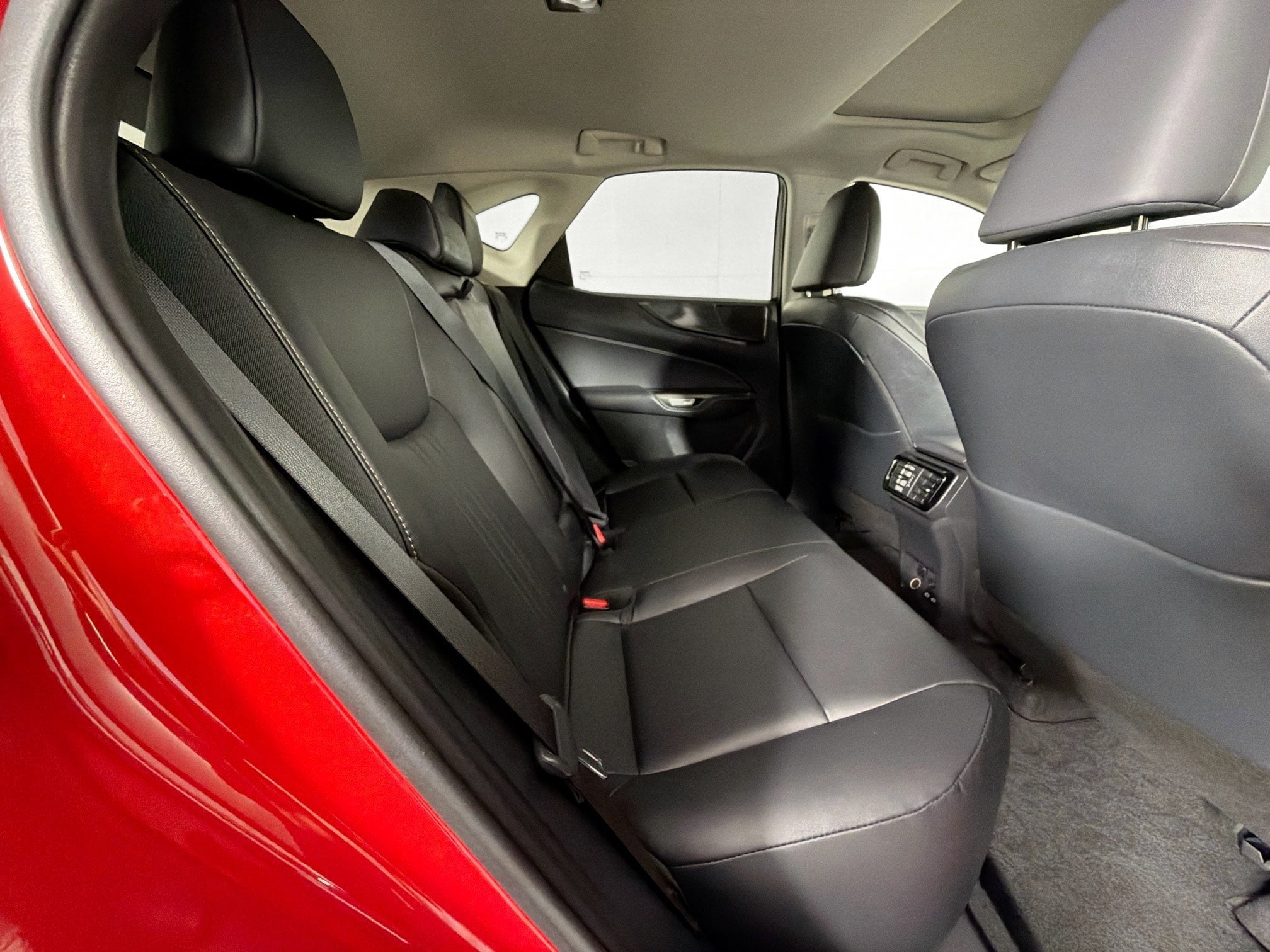 2025 Lexus NX 350 - Photo 30