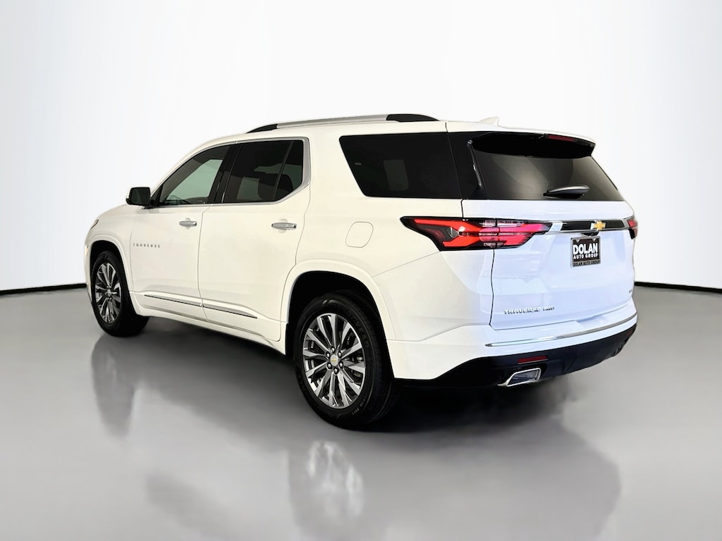 Used 2023 Chevrolet Traverse Premier SUV