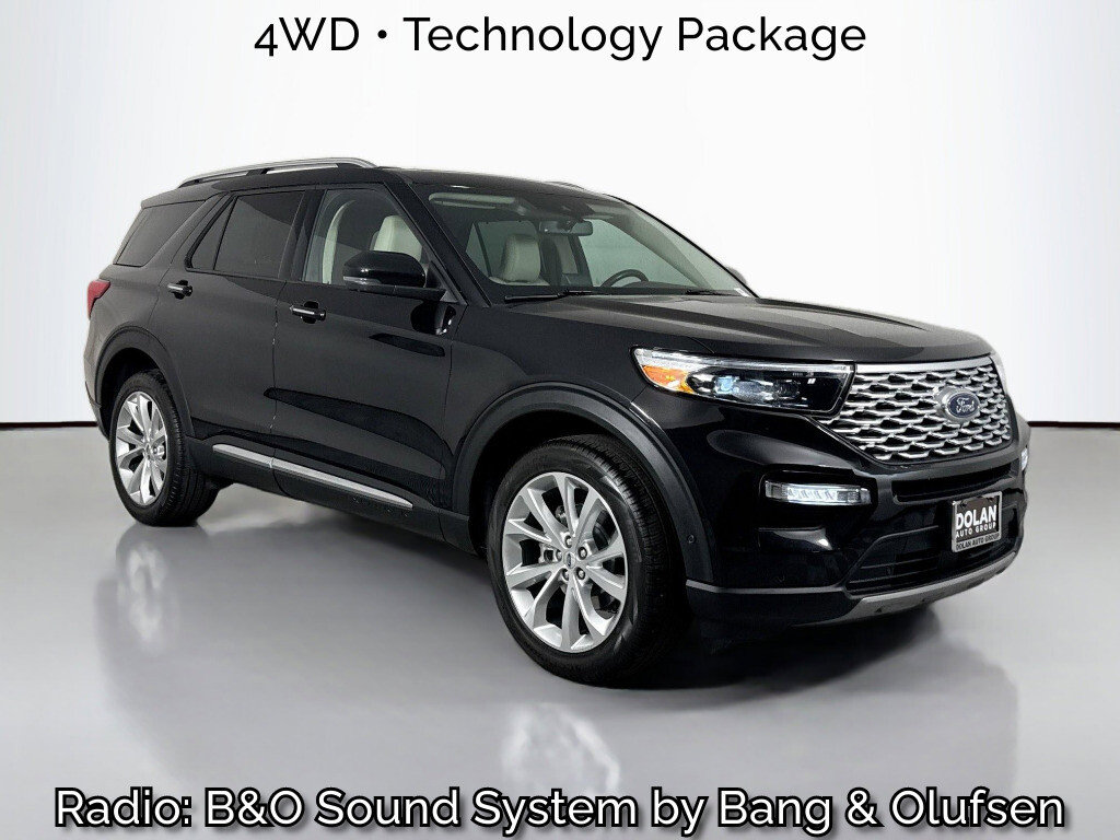2023 Ford Explorer Platinum 4WD's photo