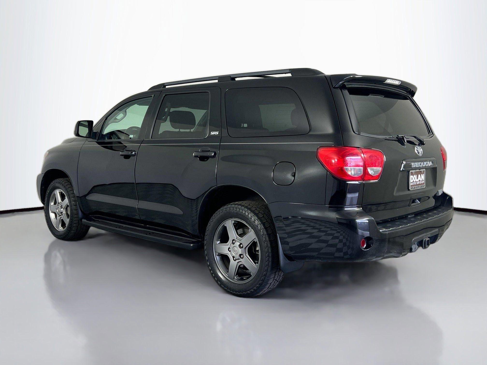 2013 Toyota Sequoia SR5 photo 3