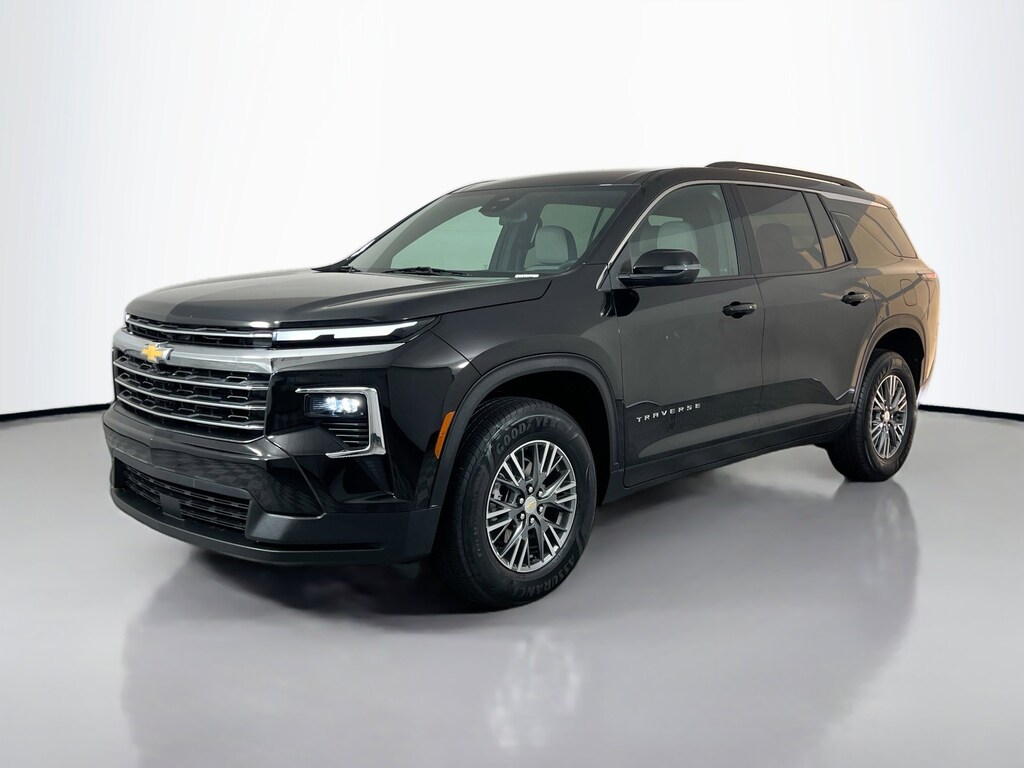 Used 2025 Chevrolet Traverse AWD LT SUV