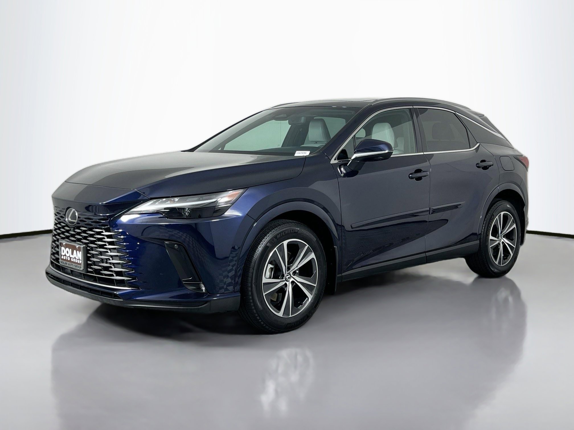 2023 Lexus RX 350h Premium photo 2