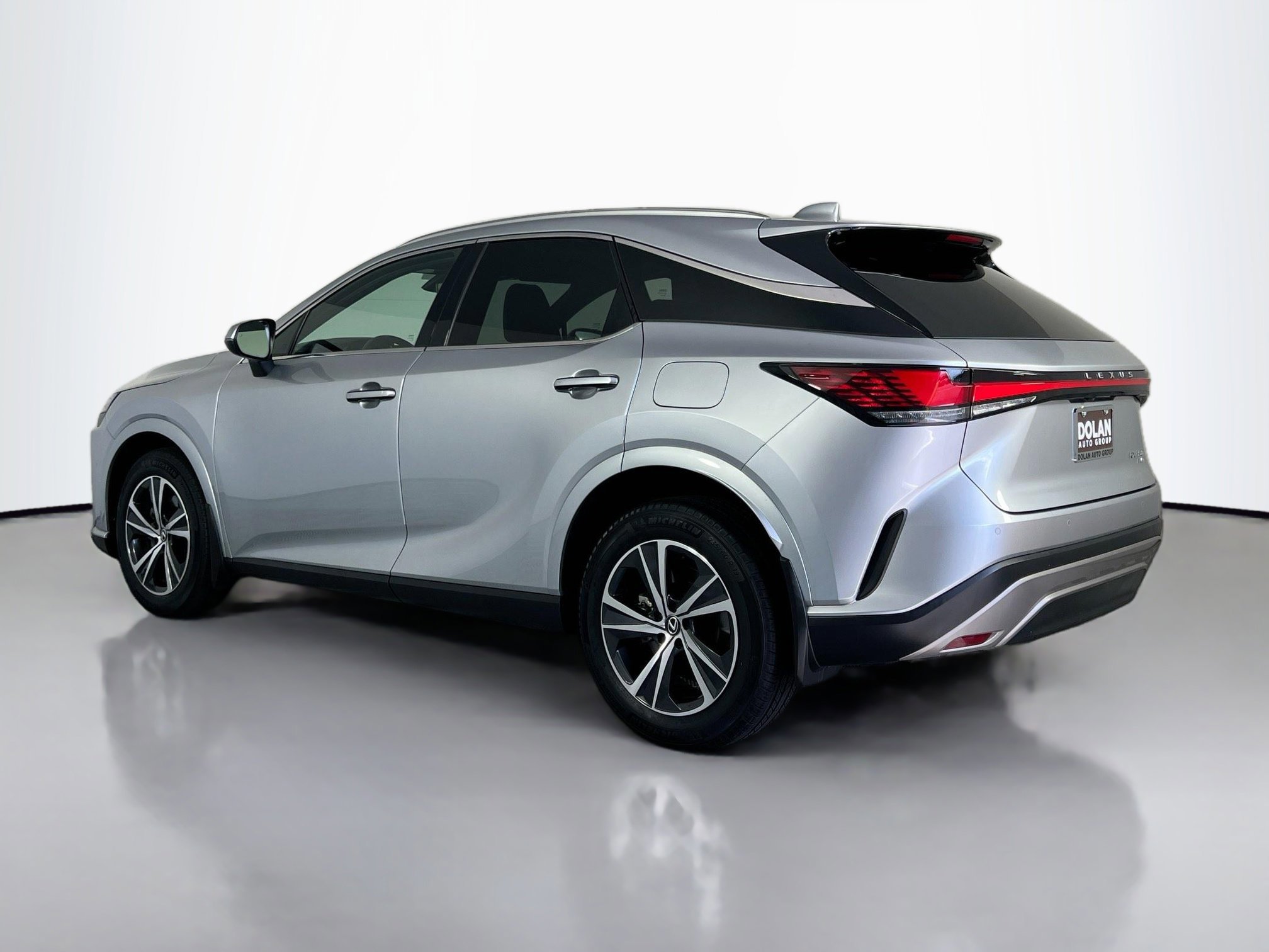 2024 Lexus RX 350 Premium photo 3