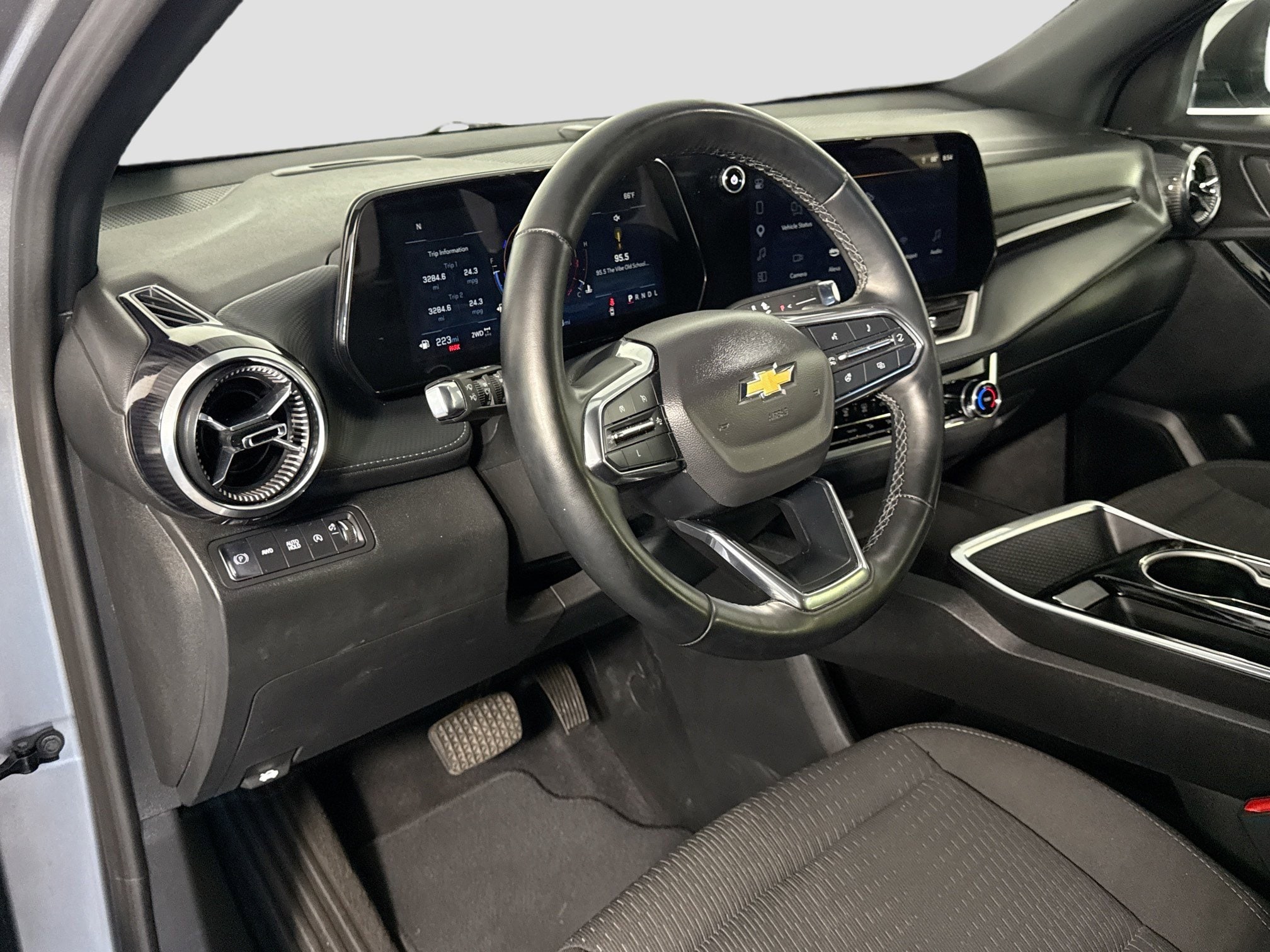 2025 Chevrolet Equinox LT - Photo 8