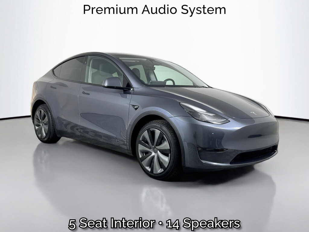 2023 Tesla Model Y Long Range Dual Motor All-Wheel Drive's photo