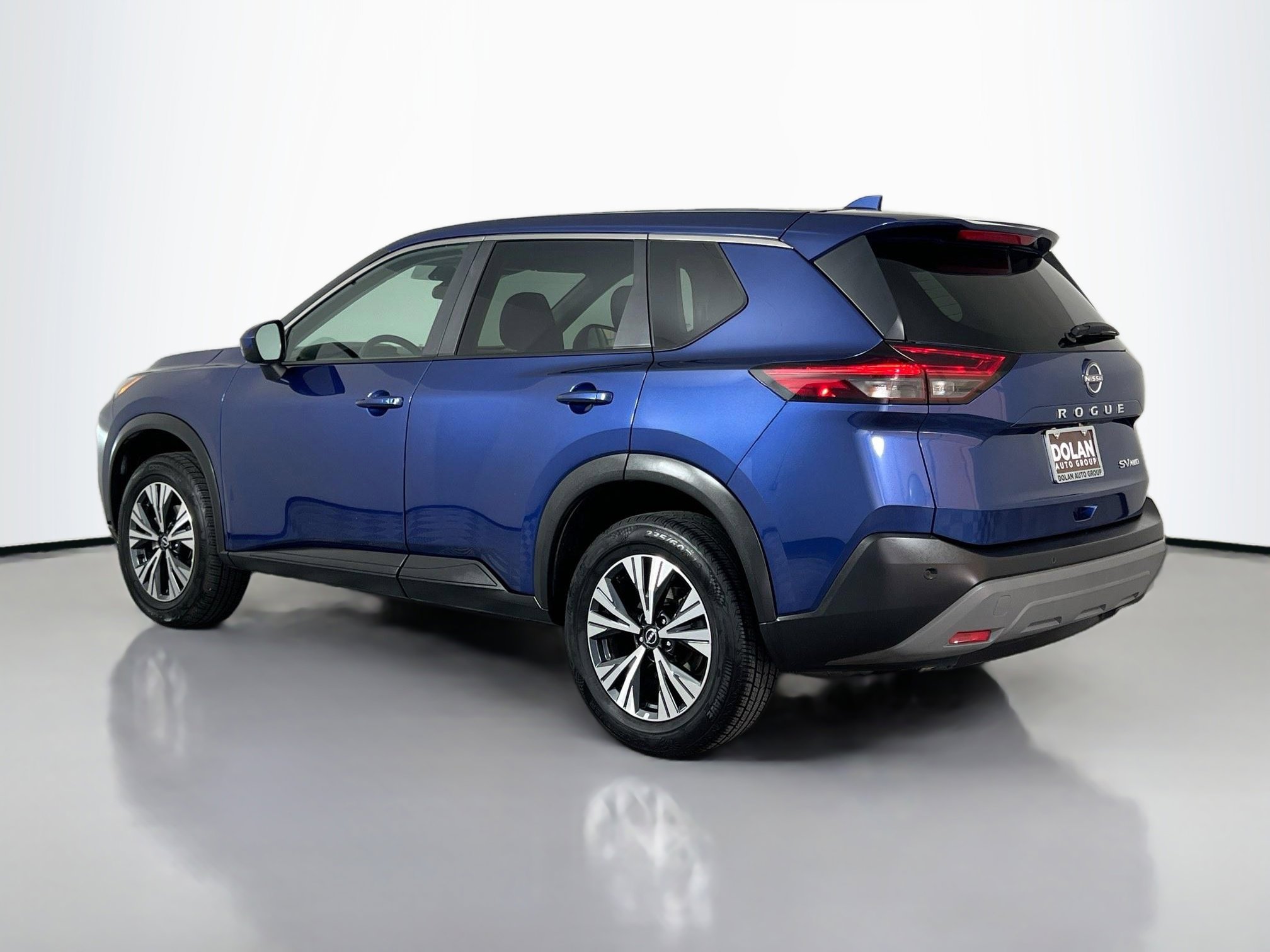 2023 Nissan Rogue SV photo 3