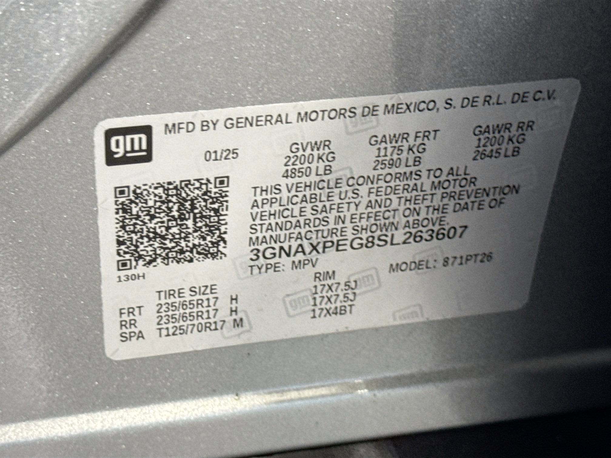 2025 Chevrolet Equinox LT - Photo 42