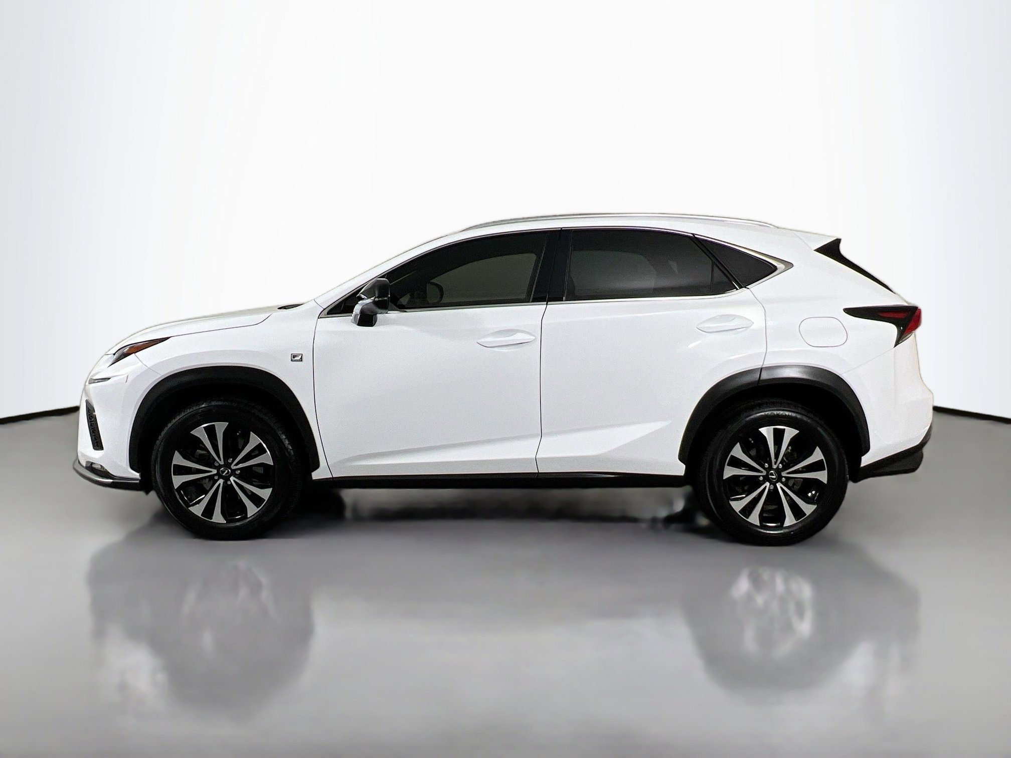 2021 Lexus NX 300 F SPORT photo 2