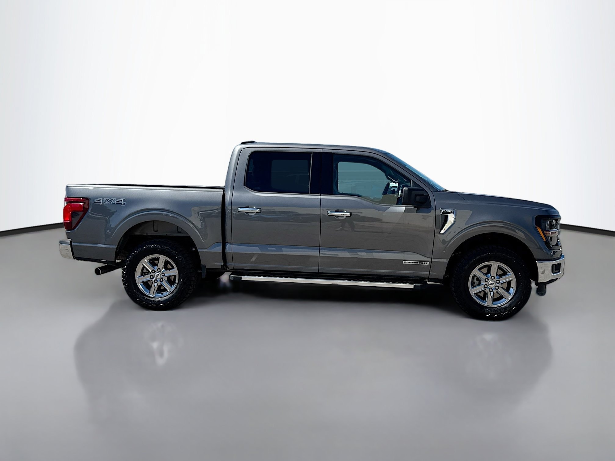 2025 Ford F-150 XLT - Photo 24