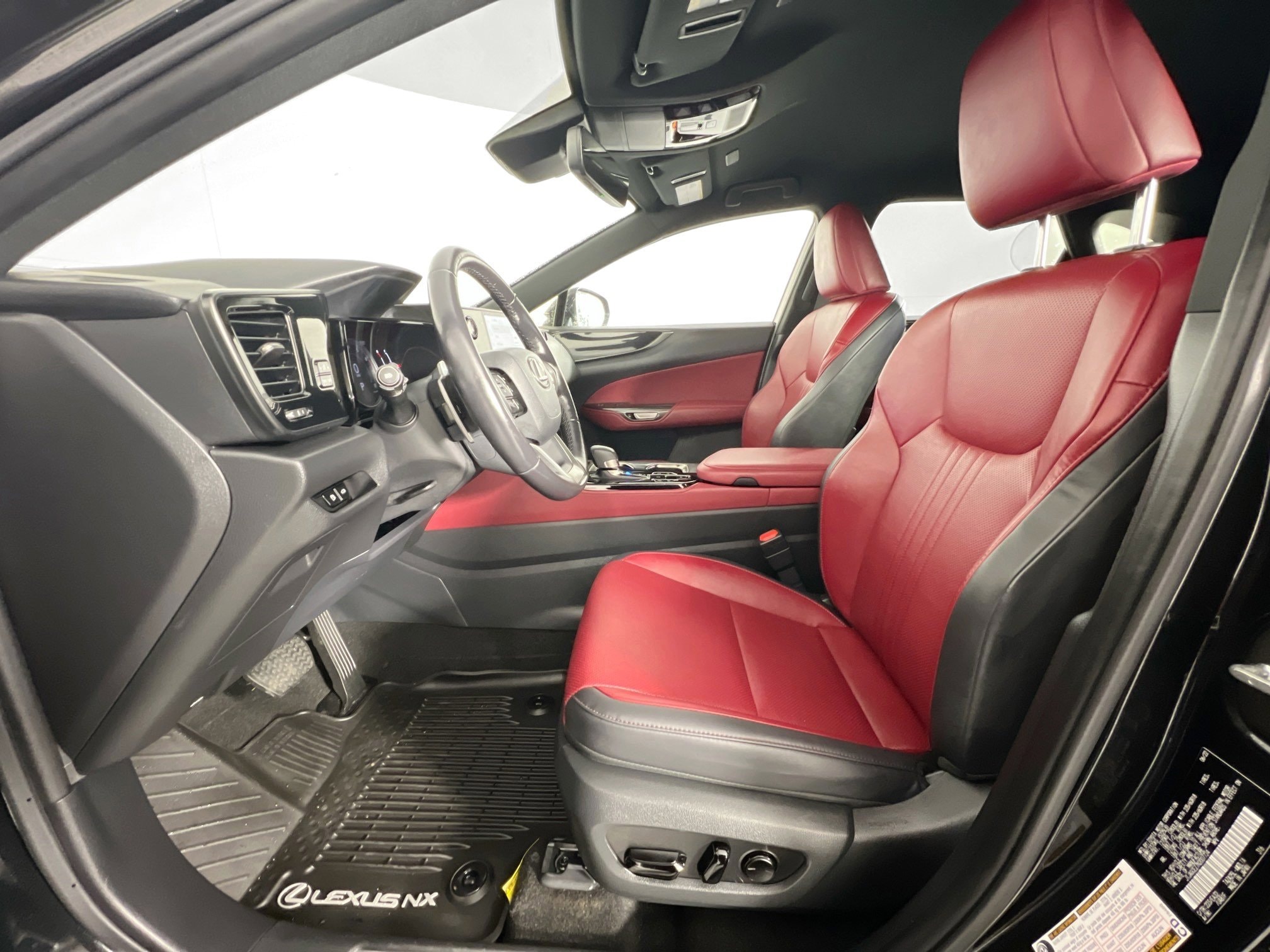 2022 Lexus NX 350 - Photo 6