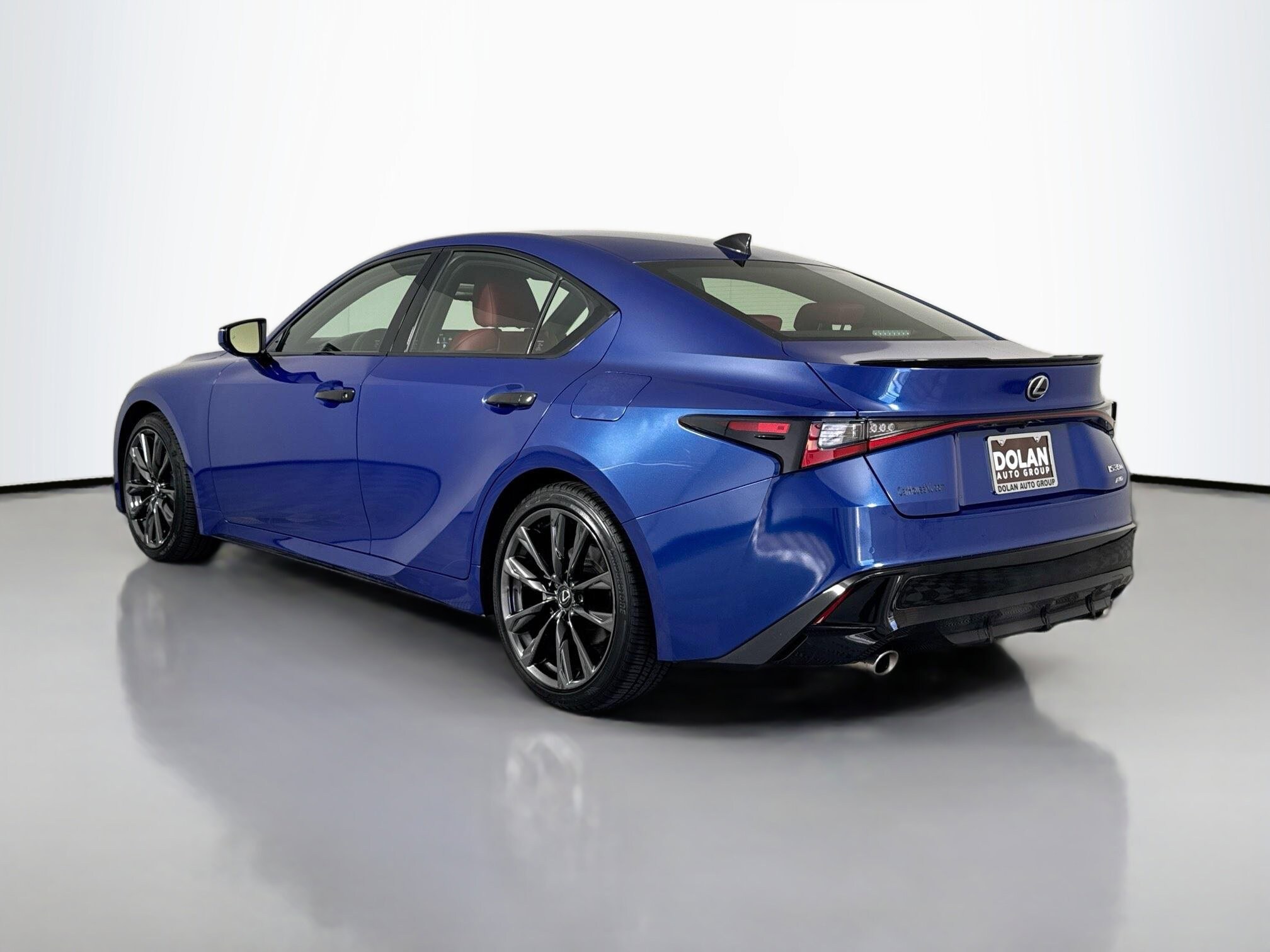 2023 Lexus IS 350 F SPORT AWD photo 4