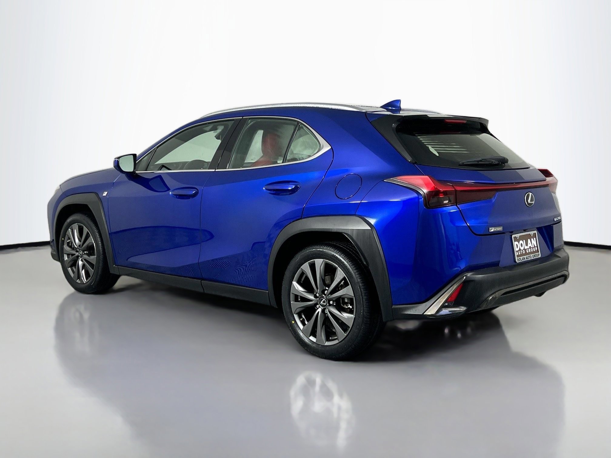 2019 Lexus UX 200 F SPORT photo 3