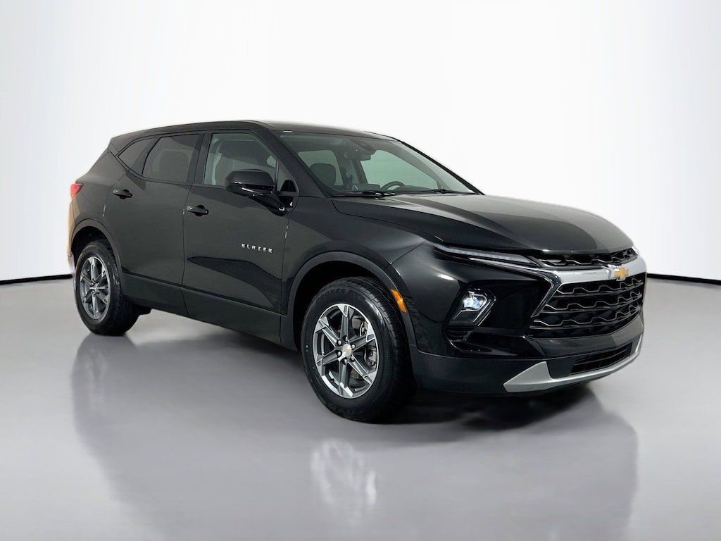 Used 2025 Chevrolet Blazer LT SUV