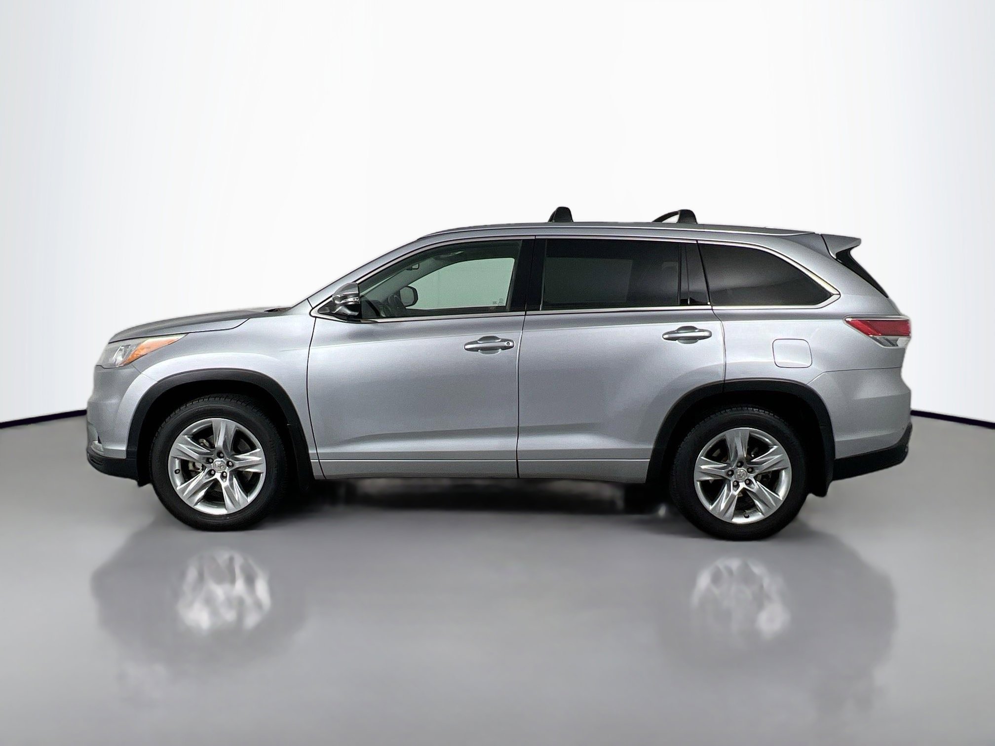 2015 Toyota Highlander Limited photo 2