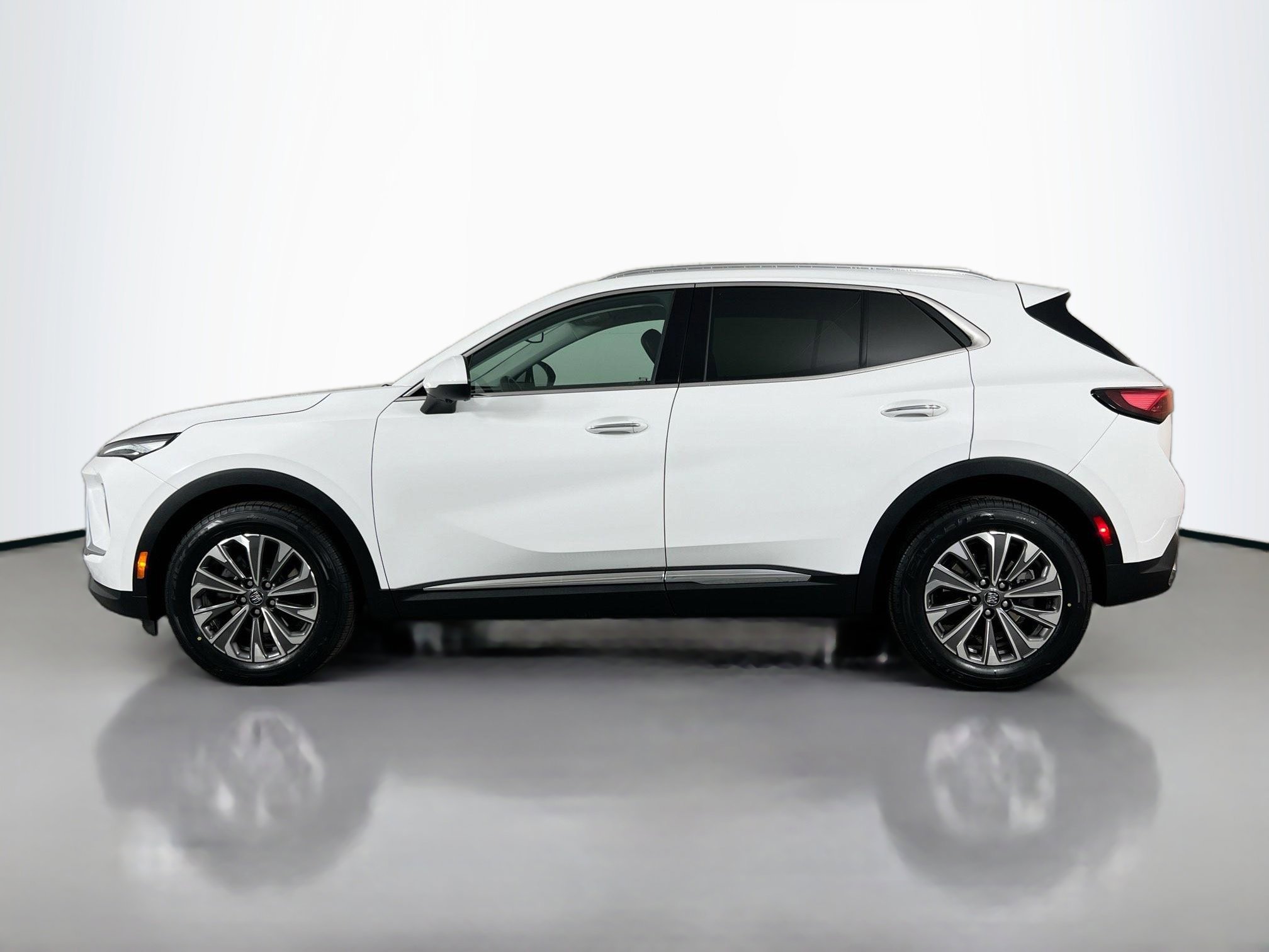 2024 Buick Envision Preferred photo 2