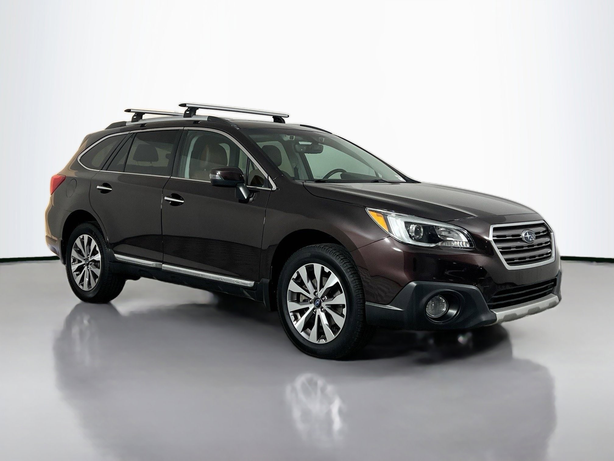 2017 Subaru Outback Touring's photo